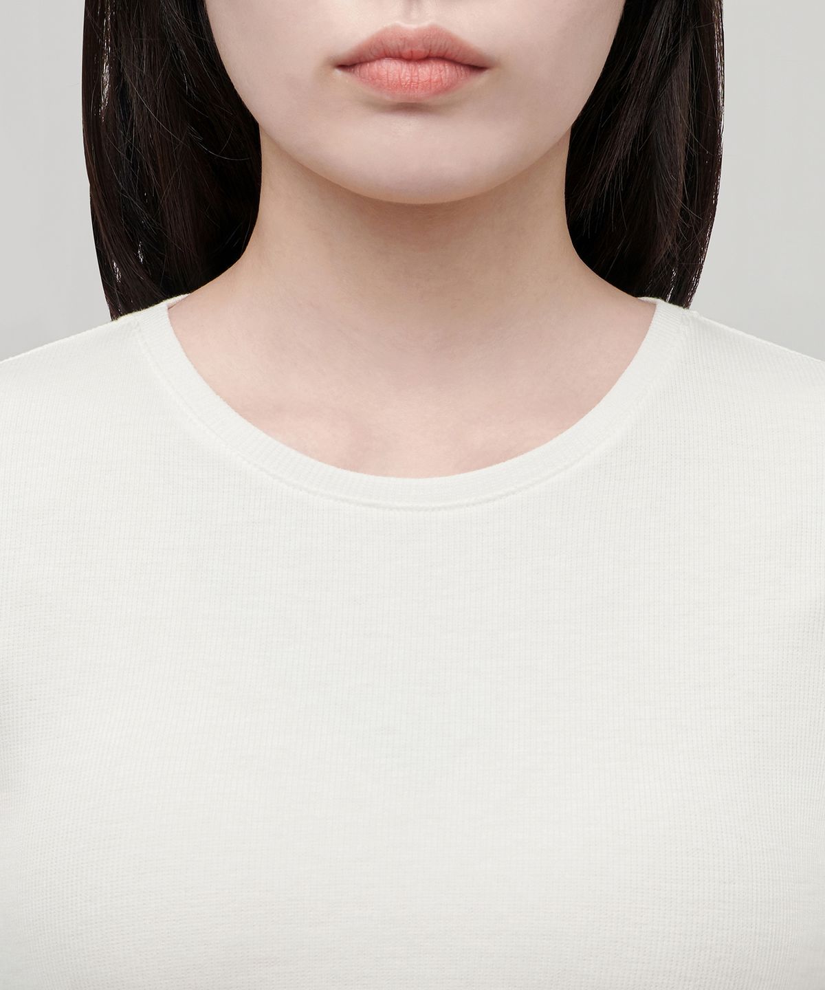 무신사 스탠다드 우먼(MUSINSA STANDARD WOMAN) 우먼즈 리브드 슬림 핏 긴소매 티셔츠 [크림]