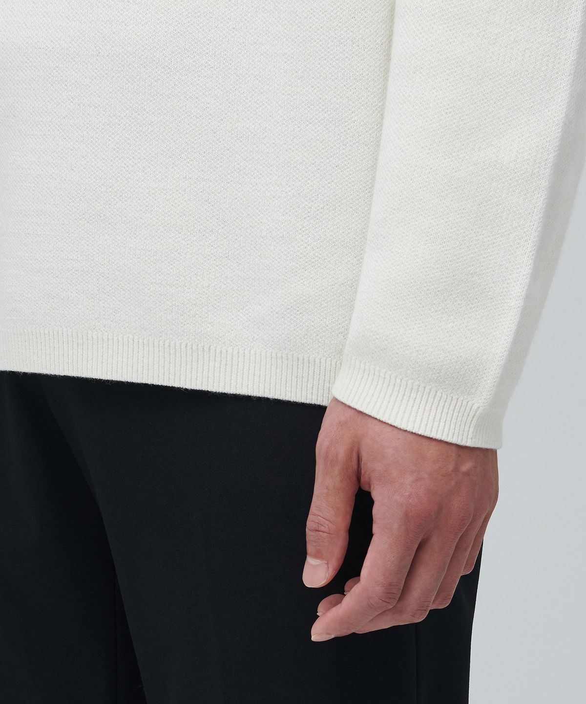 무신사 스탠다드(MUSINSA STANDARD) 미니멀 모크 넥 니트 [크림]