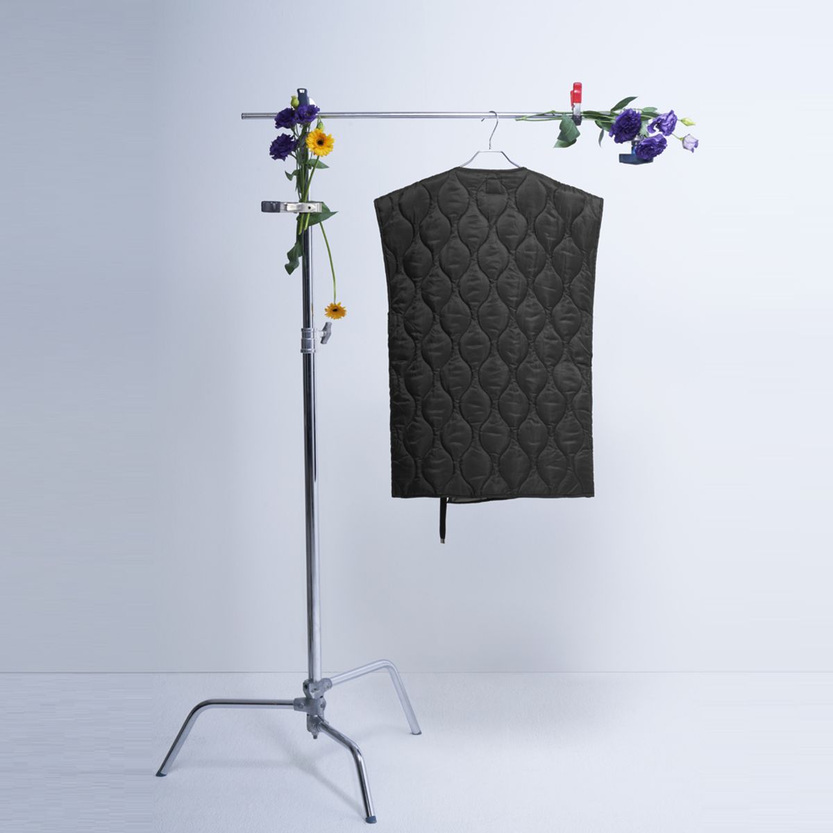 에프엠9102(FM91.02) MATCHeS PADDiNG Vest black/khaki