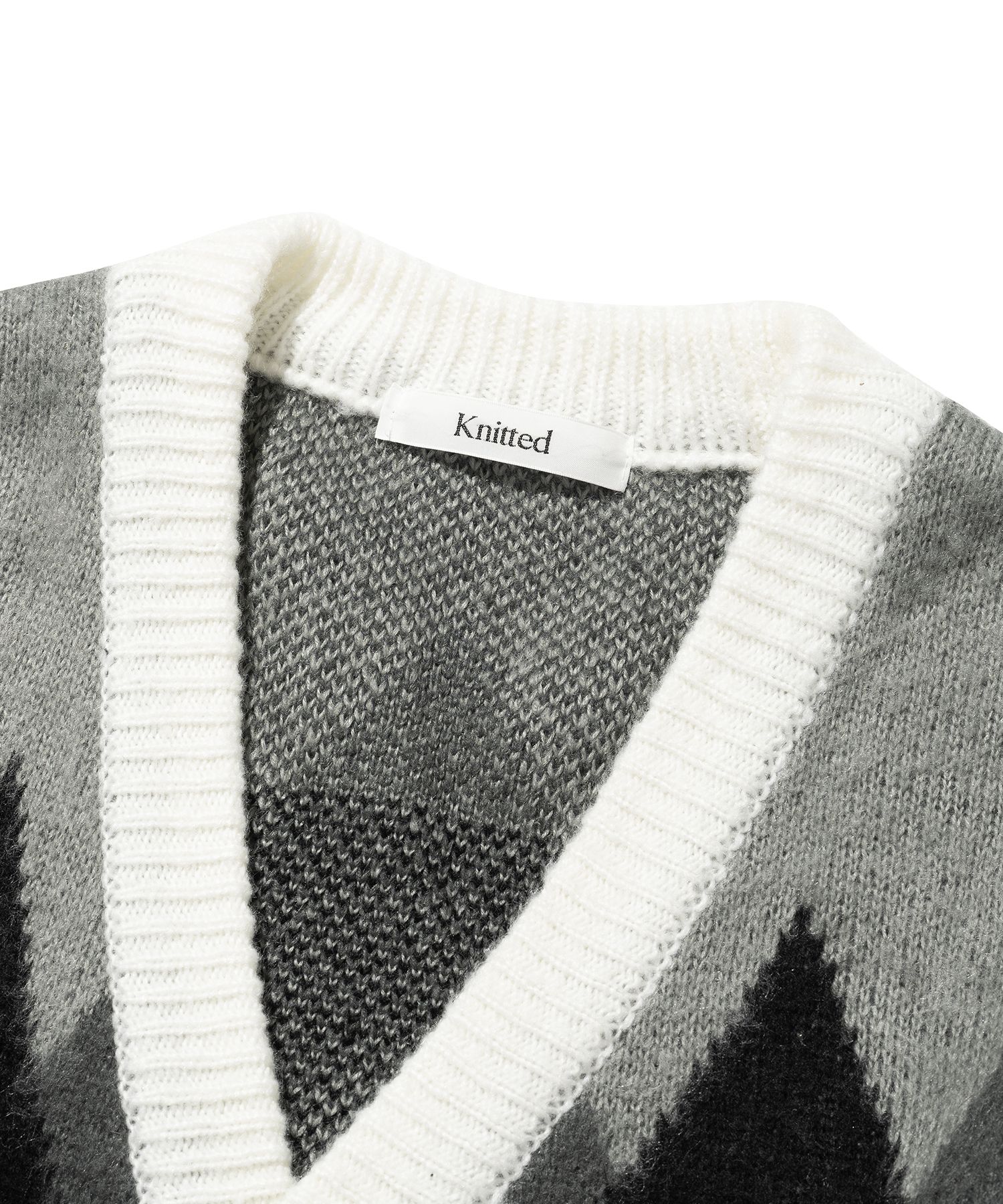 MUSINSA | KNITTED Bulky Brush Argyle Cardigan BLACK