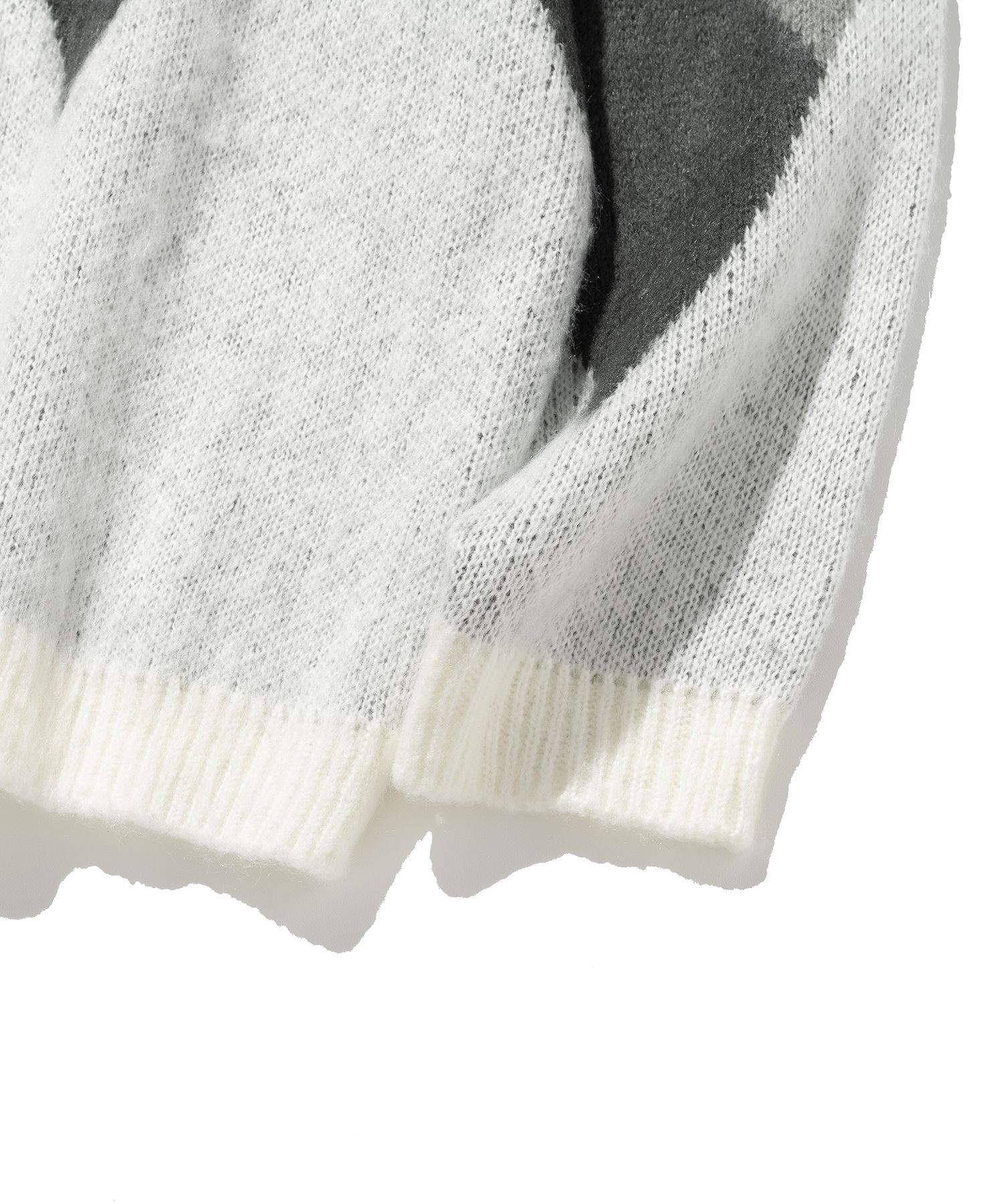 MUSINSA | KNITTED Bulky Brush Argyle Cardigan BLACK