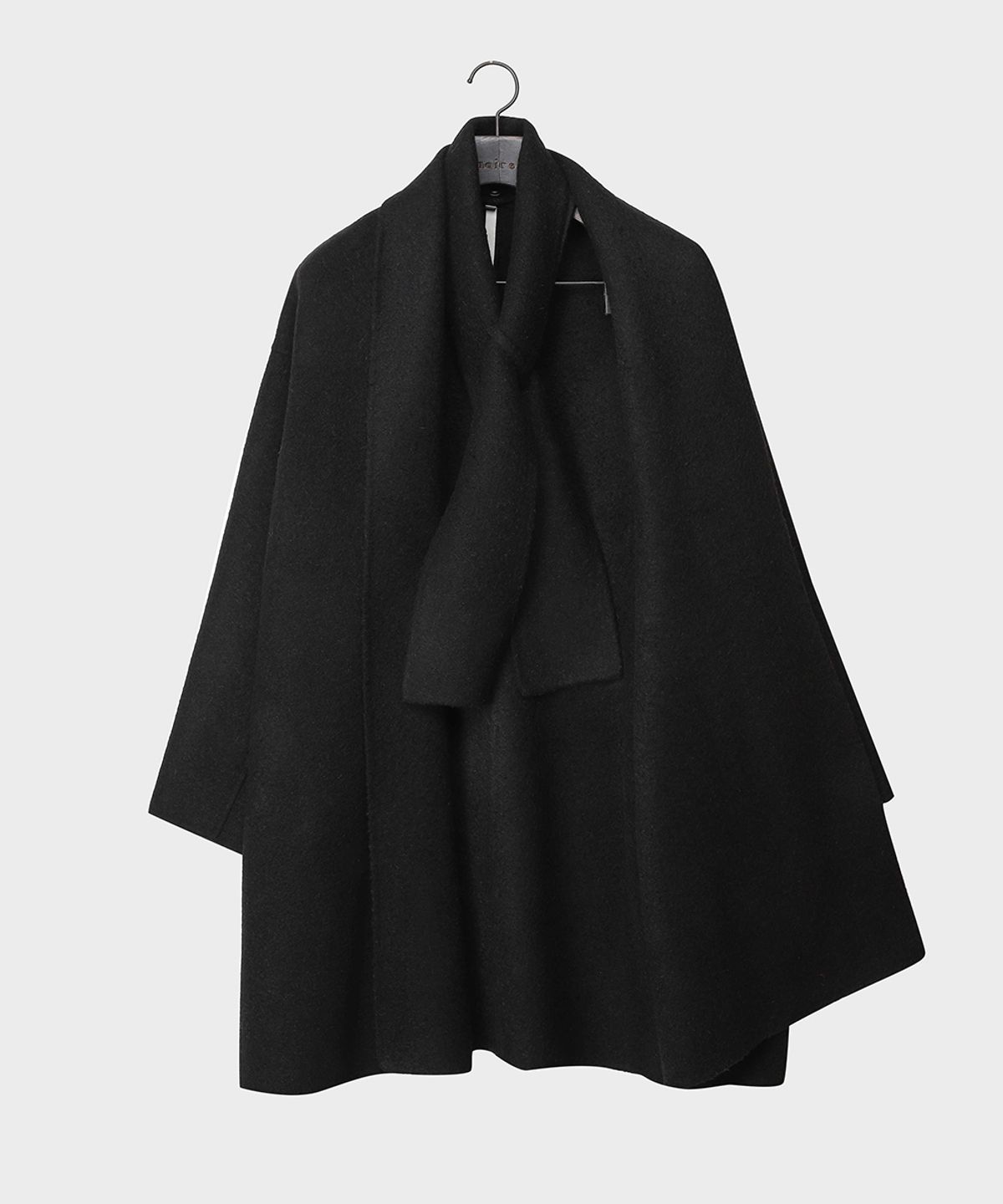 노이어(NOIRER) 22FW 핸드메이드 수리알파카 머플러 코트 (블랙)