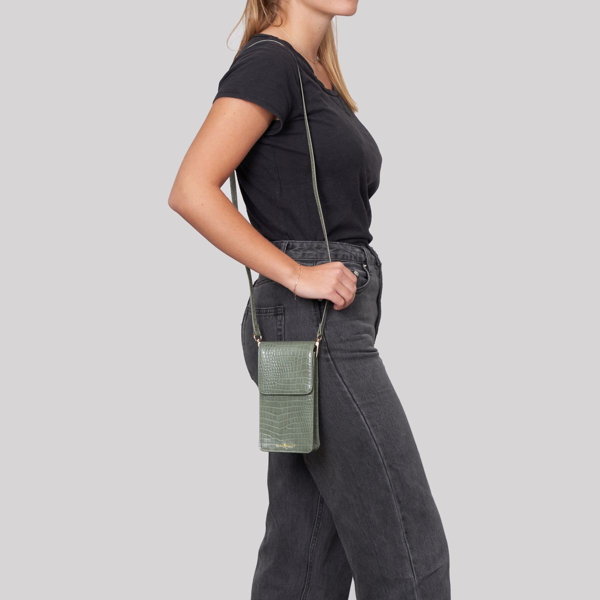 얼반오리지널(URBANORIGINALS) CROCODILE PHONE WALLET - GREEN 크로커다일 폰월렛 그린