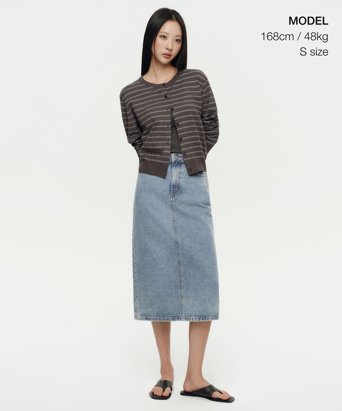 무신사 스탠다드 우먼(MUSINSA STANDARD WOMAN) 우먼즈 데님 미디 스커트 [라이트 인디고]