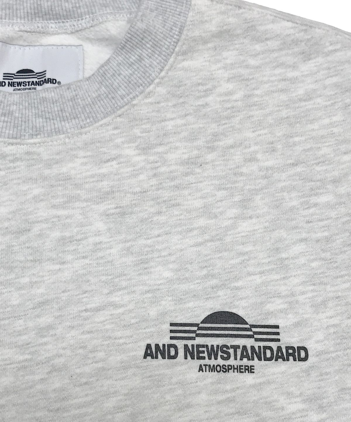 앤드 뉴스탠다드(AND NEWSTANDARD) 댄스 투 더 라디오 스웻셔츠 (멜란지)