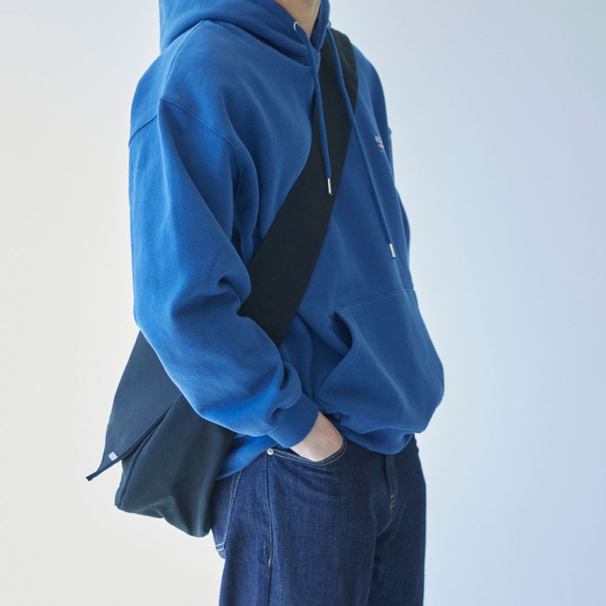 메종드바라(MAISON DE BARA) 데일리 코튼 메신저백