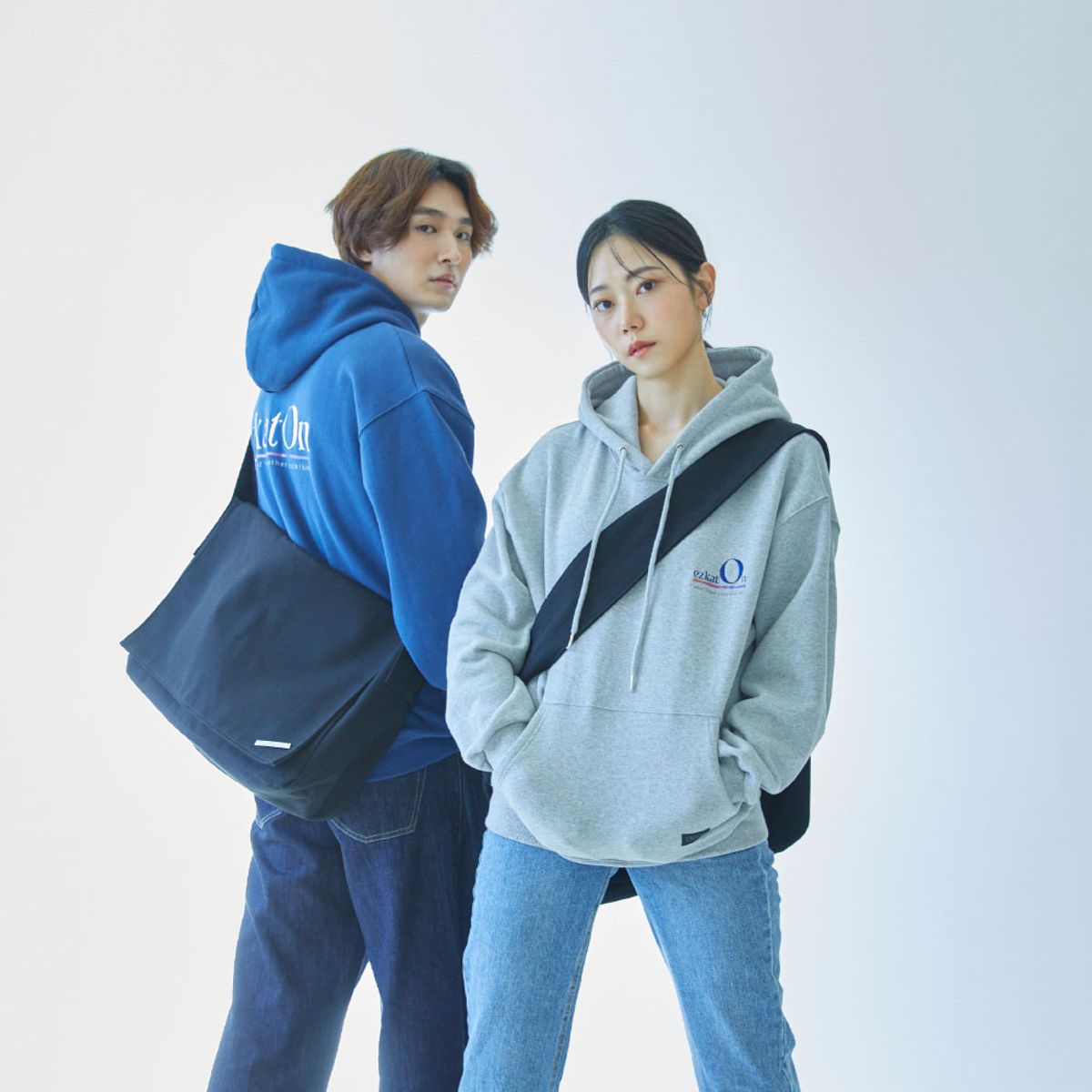 메종드바라(MAISON DE BARA) 데일리 코튼 메신저백