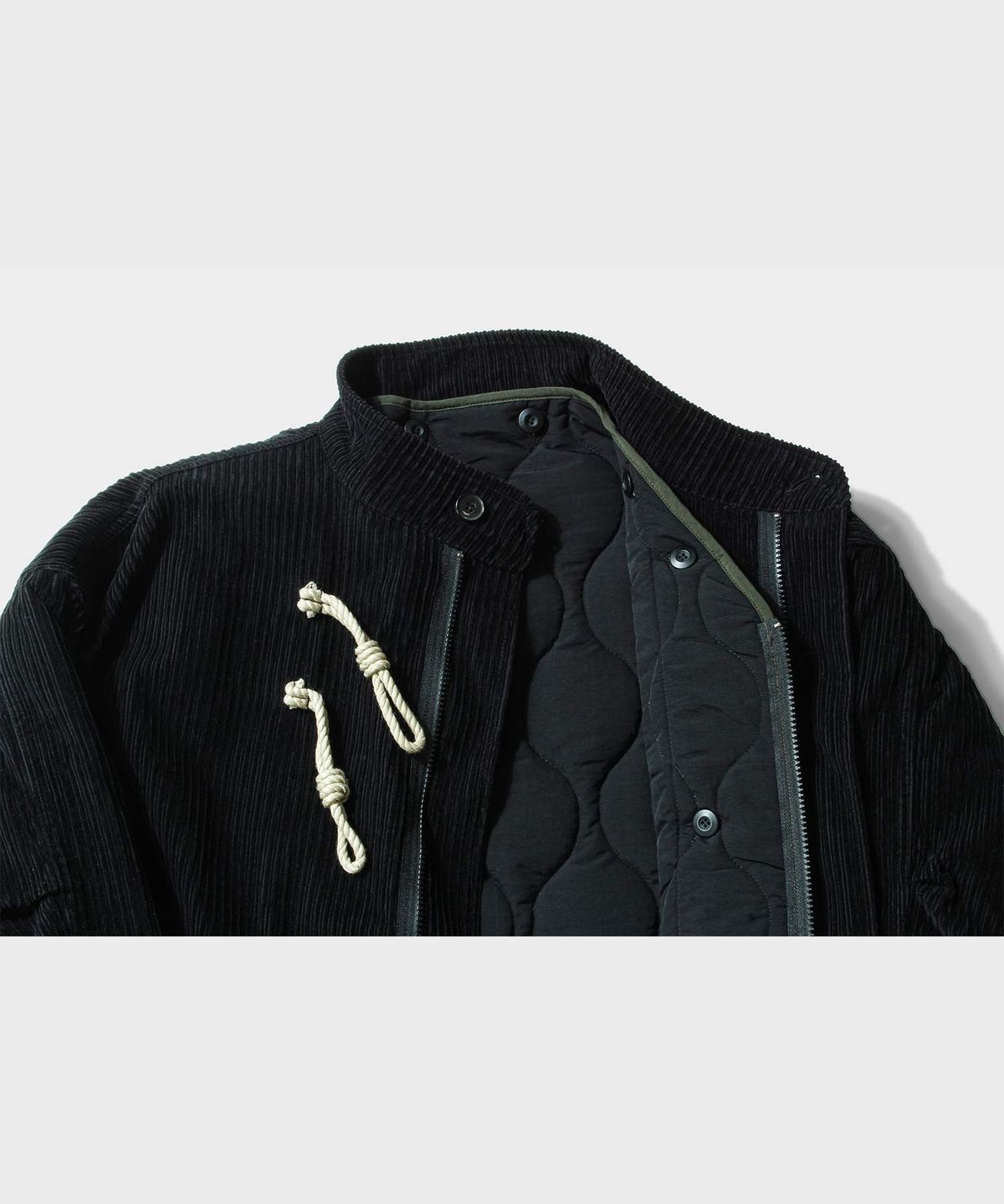 비디알(VDR) CORDUROY TOGGLE FISHTAIL PARKA [Black Night]