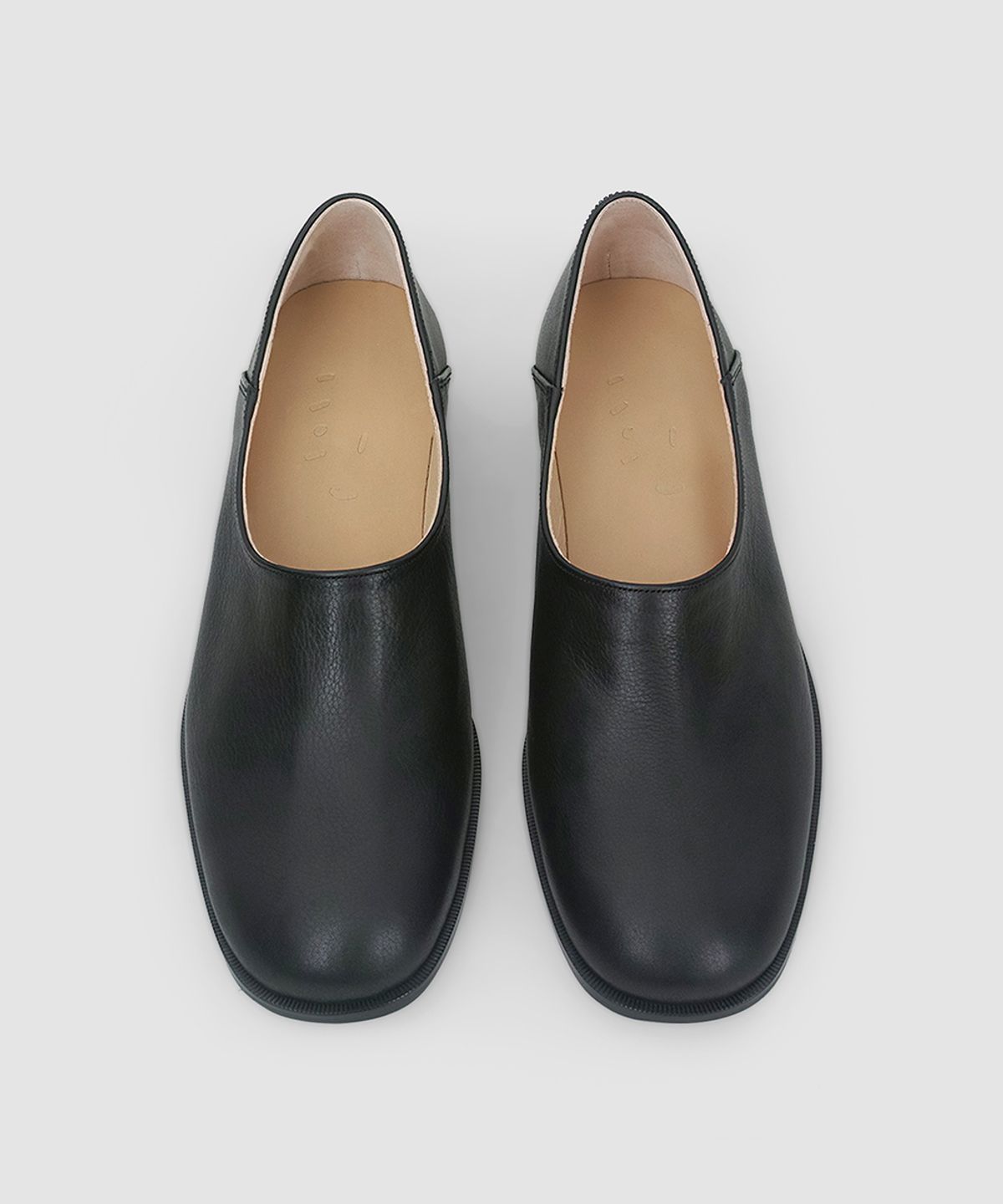 흰(HEENN) HS2006 Soft Cowhide Black