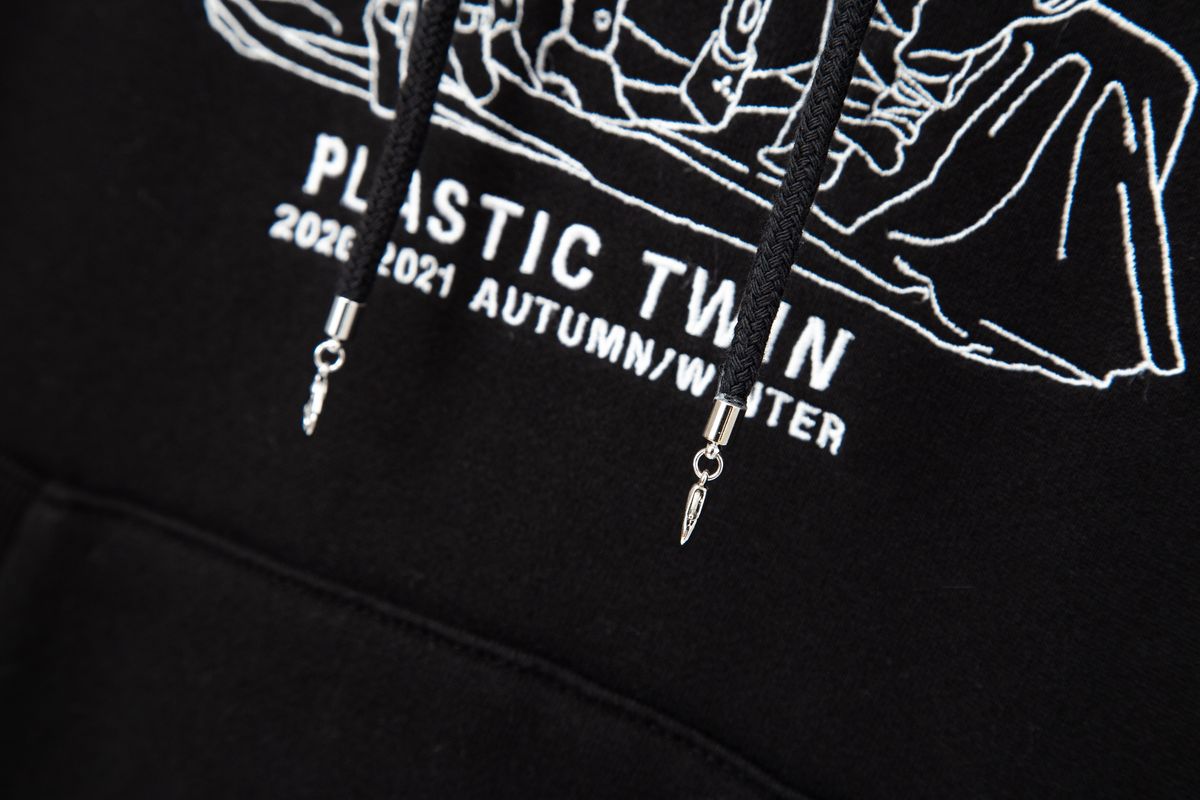 태우(TAEWOO) Plastic twin Embroidery Hoodie Black