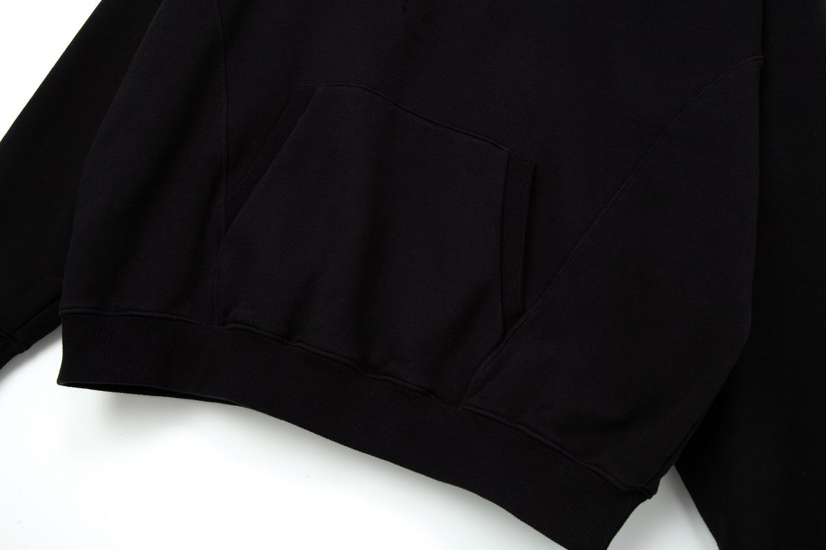 태우(TAEWOO) New Logo Hoodie Black