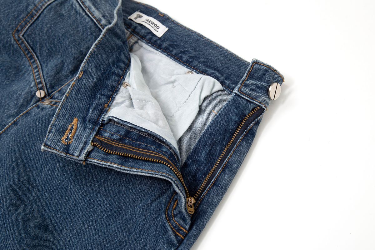 태우(TAEWOO) Deconstructed Denim Jean Indigo
