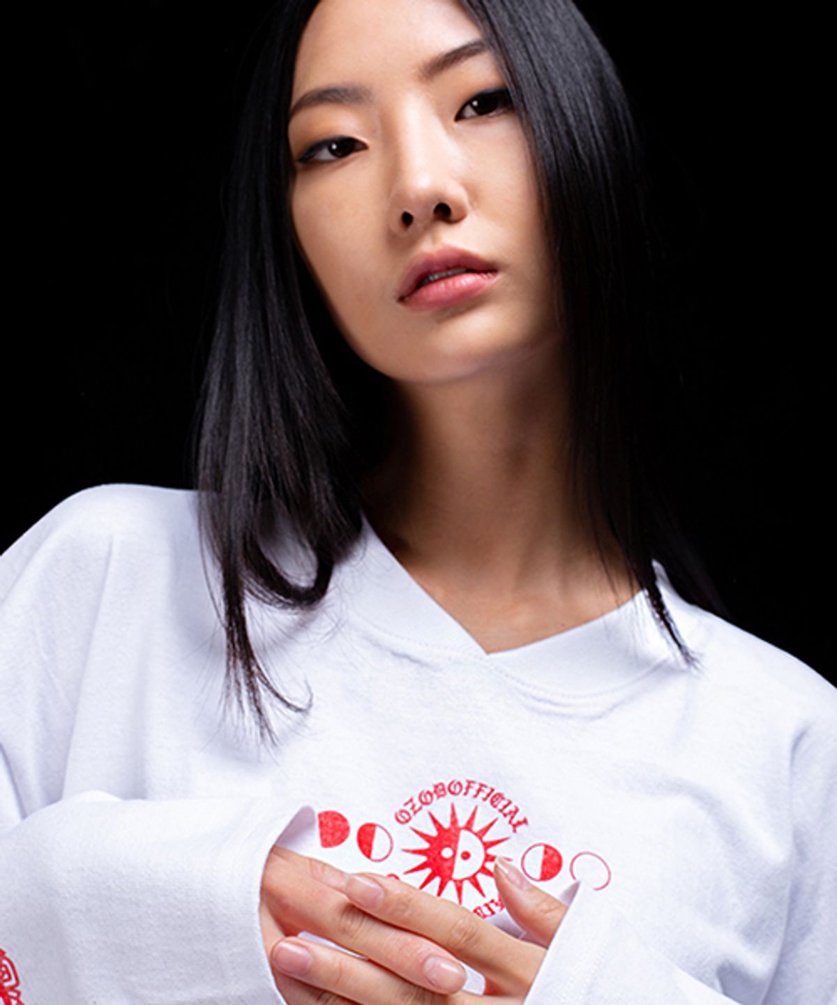 어져드(OZOD) 스네이크 롱슬리브_화이트
