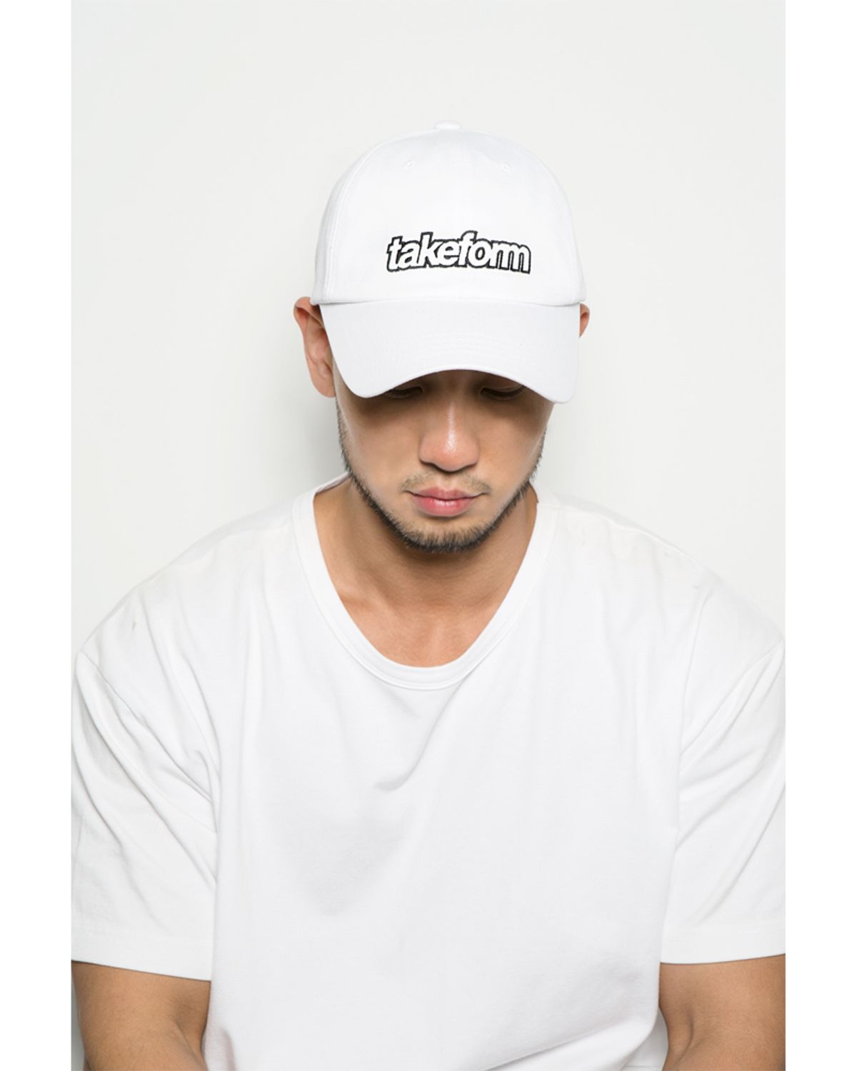 테이크폼(TAKEFORM) 트윌 볼캡 화이트