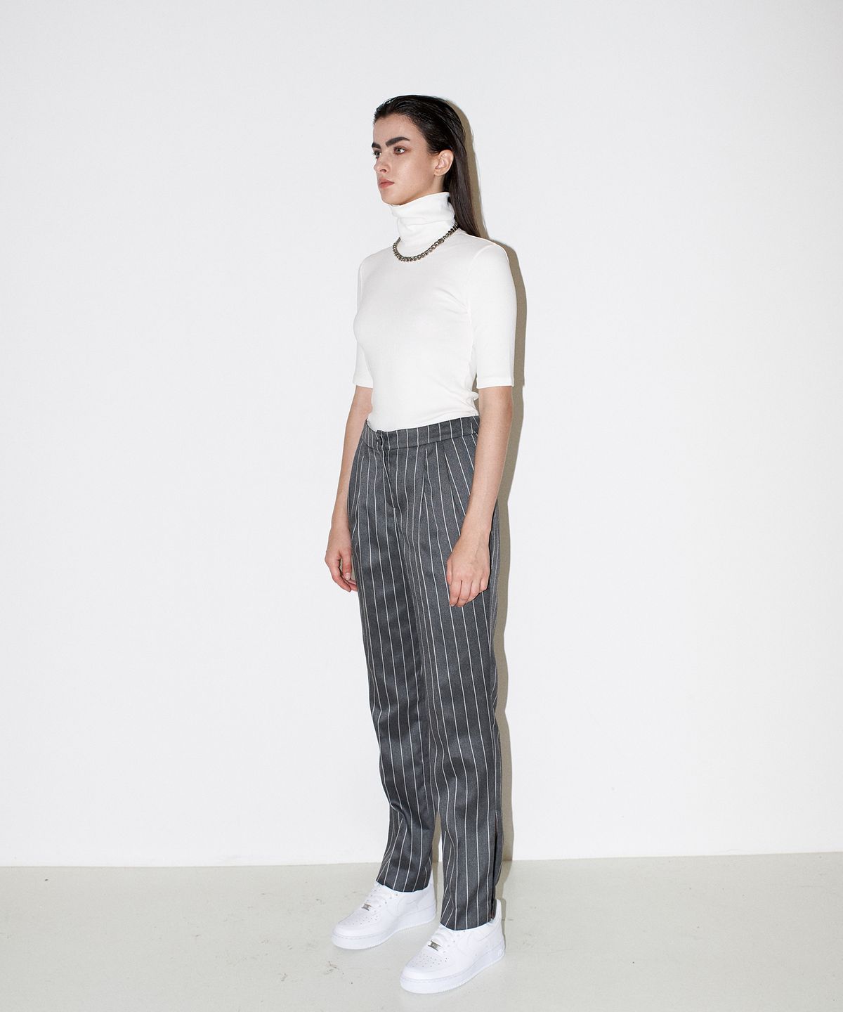 채뉴욕(CHAENEWYORK) Not a Cliche tailored trouser [Stripe Grey]