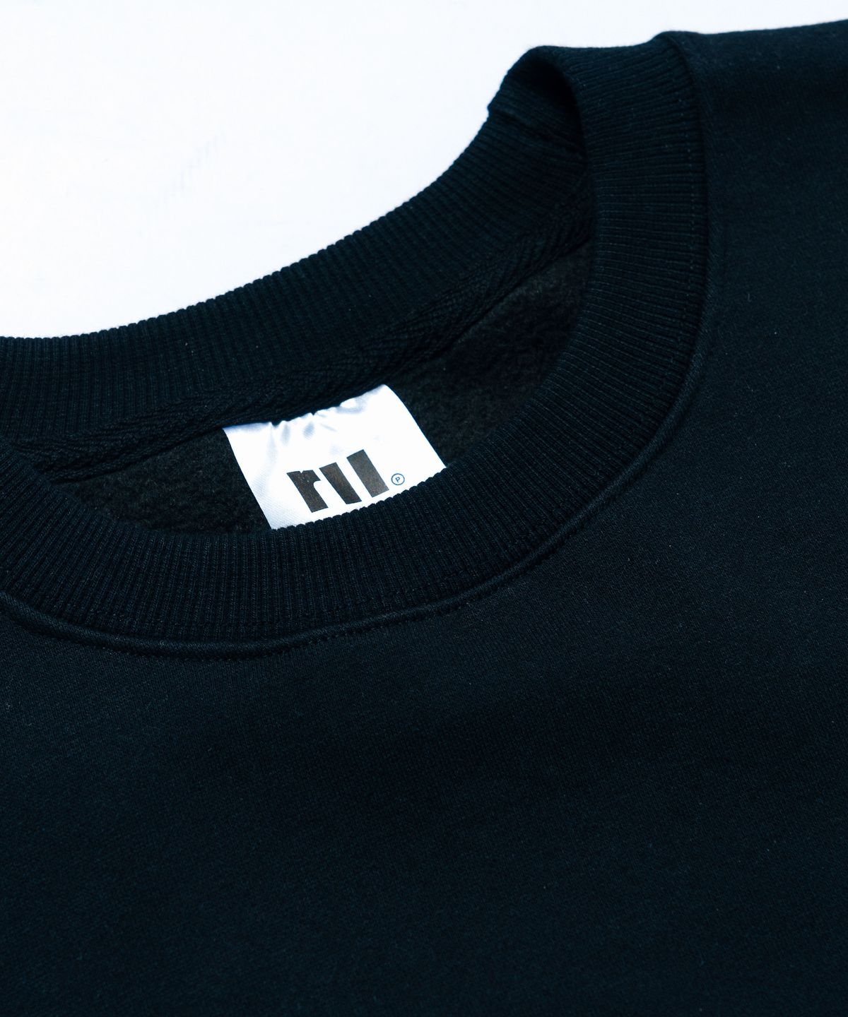 랠리포인트(RALLY POINT) rll Sweatshirt_black