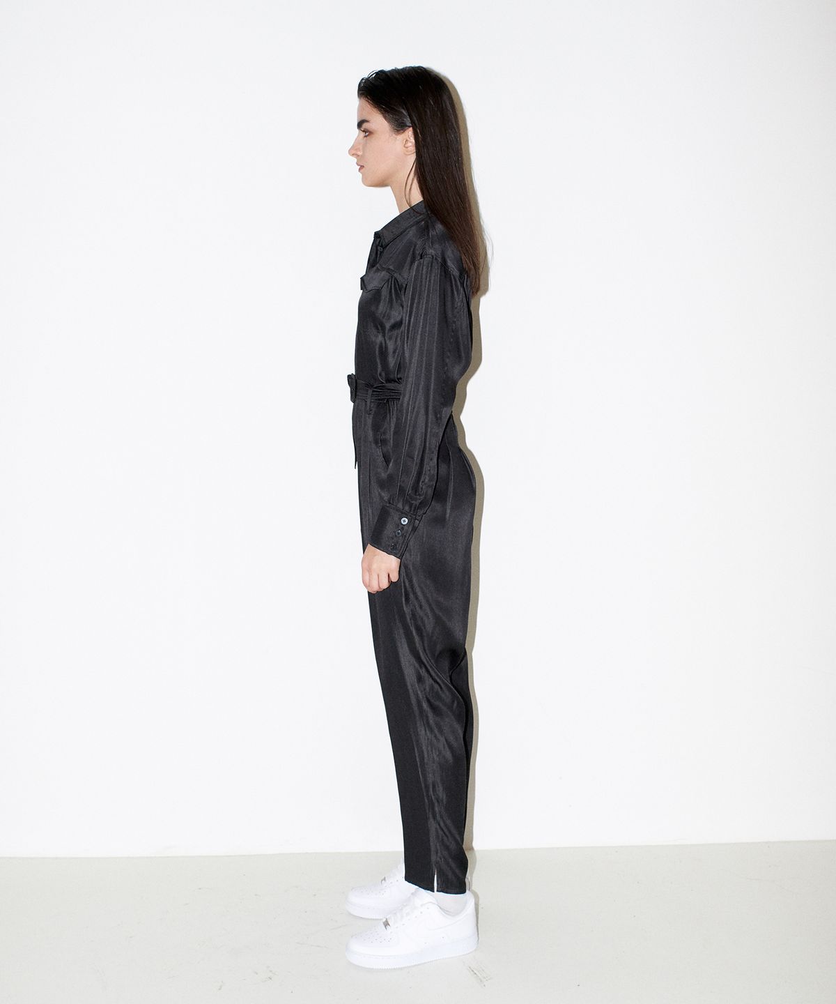 채뉴욕(CHAENEWYORK) Silky silky Jumpsuit [Black]