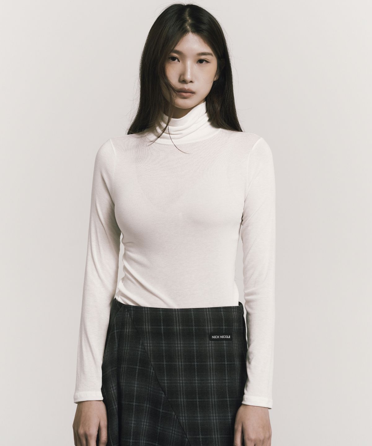 닉앤니콜(NICK&NICOLE) [ESSENTIAL] SOFT TURTLENECK SLIM TOP_6 COLOR