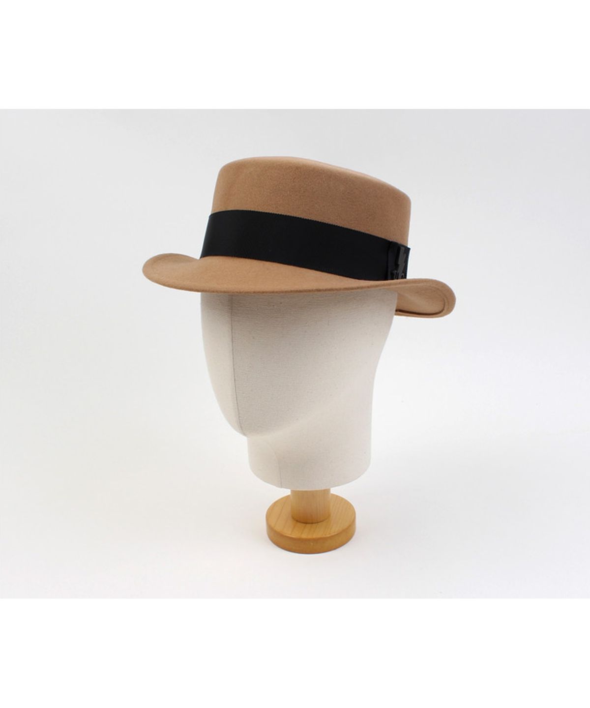 유니버셜 케미스트리(UNIVERSAL CHEMISTRY) Beige Flat Line Short Wool Fedora 숏페도라