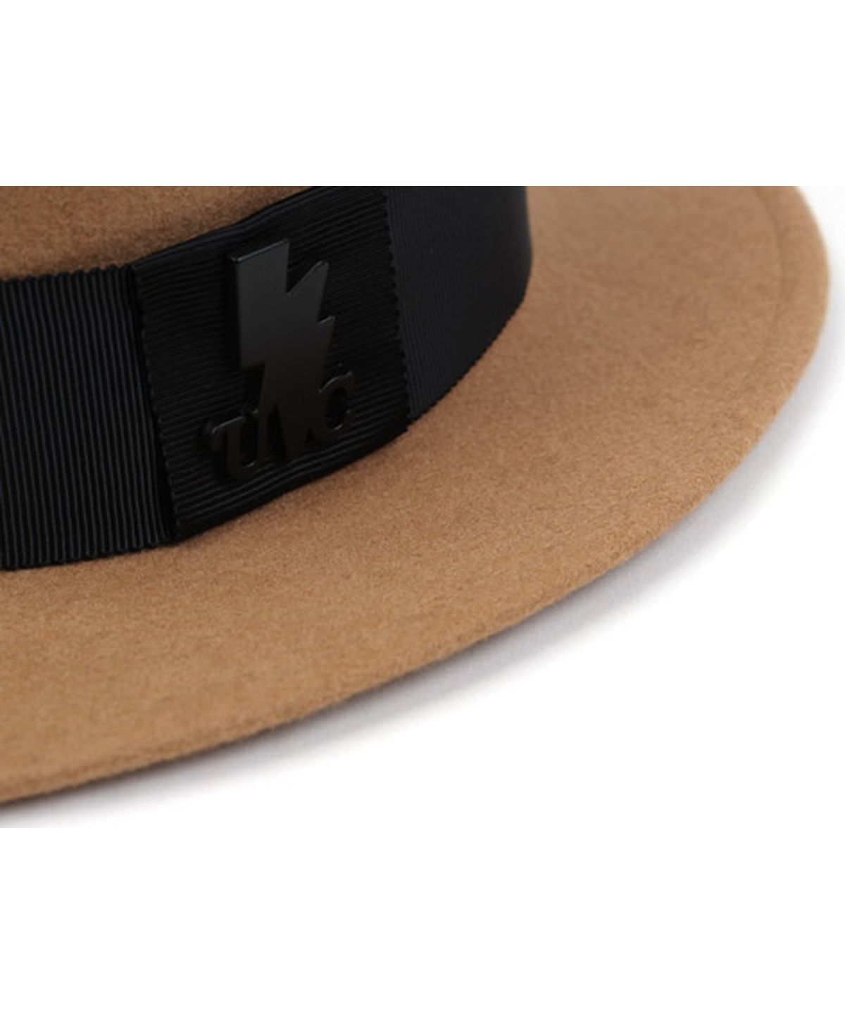 유니버셜 케미스트리(UNIVERSAL CHEMISTRY) Beige Flat Line Short Wool Fedora 숏페도라