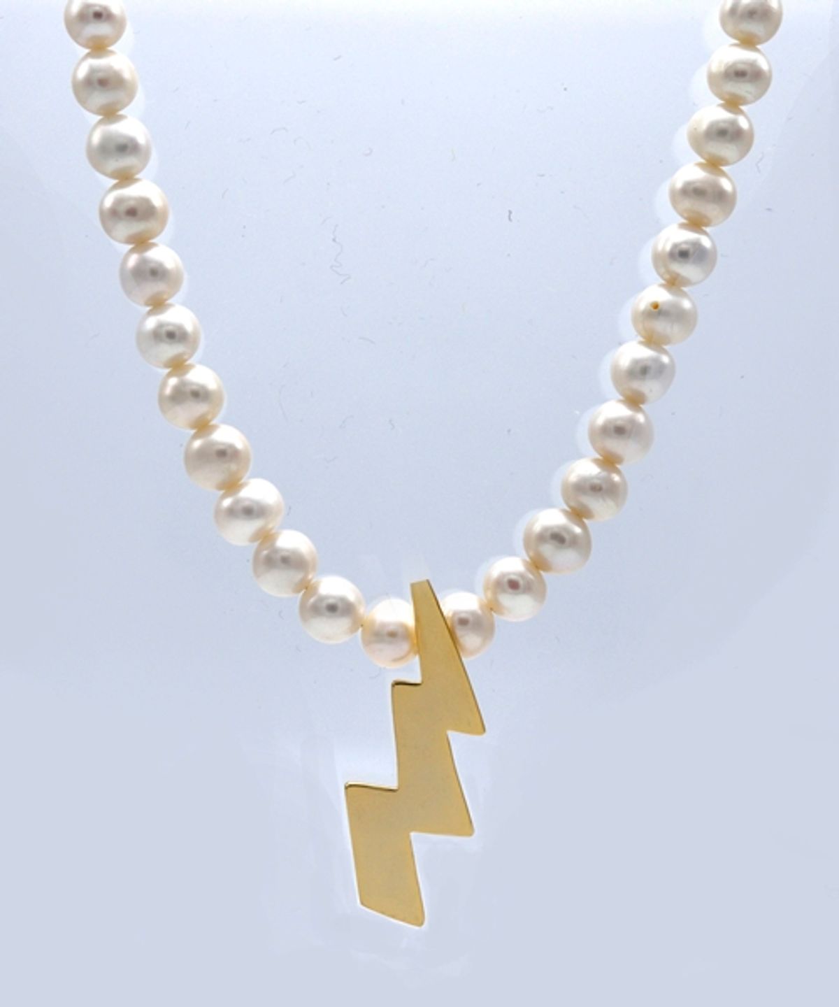 봉보(BONBEAU) Bold pendant point pearl Necklace 볼드 썬더 팬던트 담수진주 목걸이