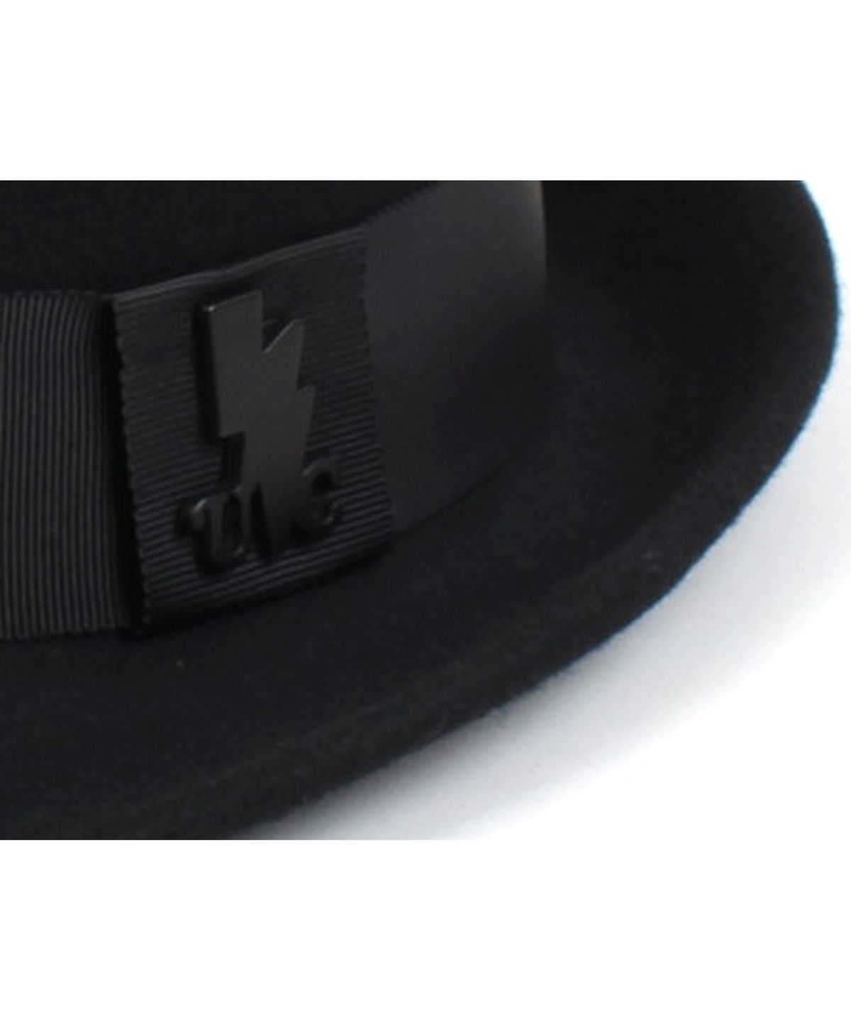 유니버셜 케미스트리(UNIVERSAL CHEMISTRY) BU Black Line Short Wool Fedora 울페도라