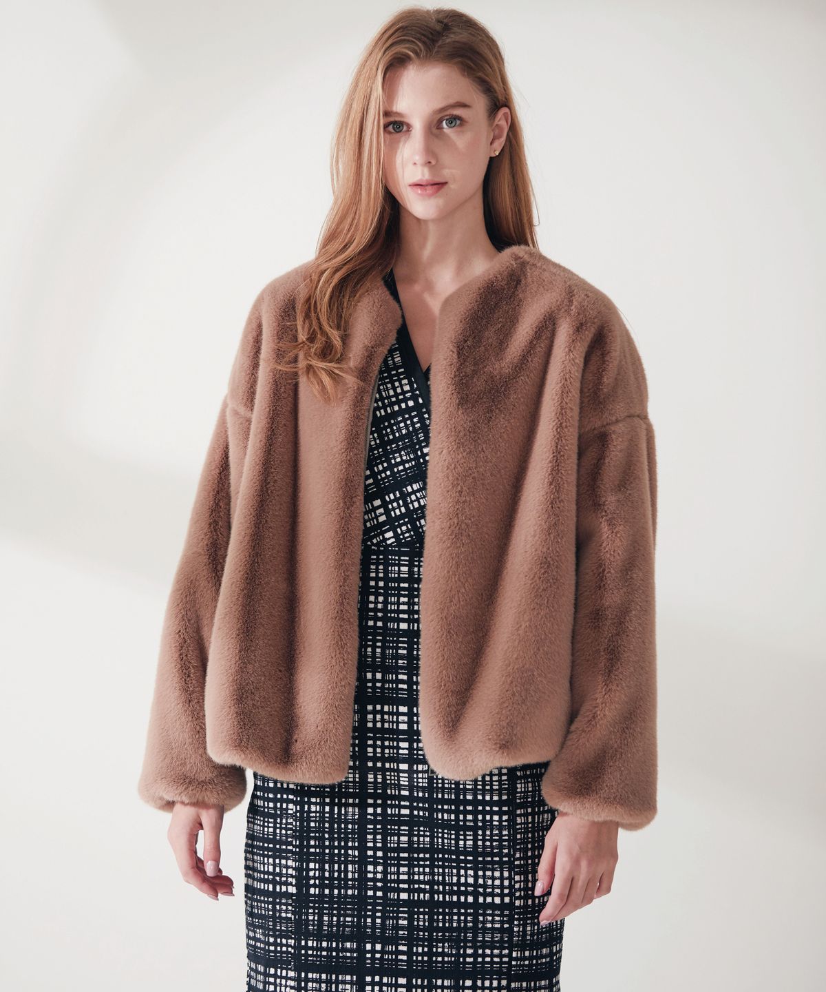 엔오티(NOT) Soft Fake Fur Single Jacket