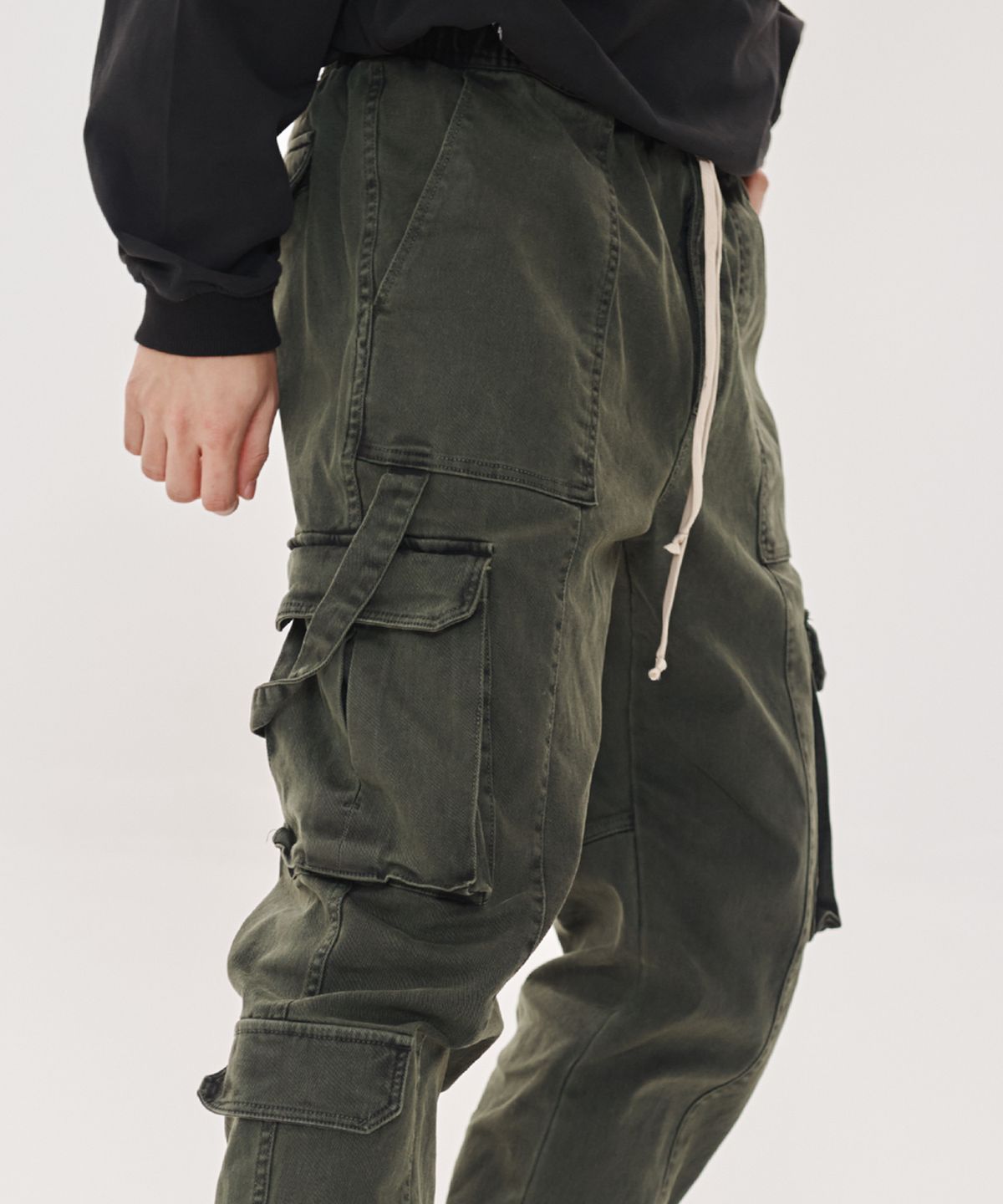 매니아매스(MANIAMASS) GARMENT DYEING WASHING MULT PANTS ID CARGO GD 20
