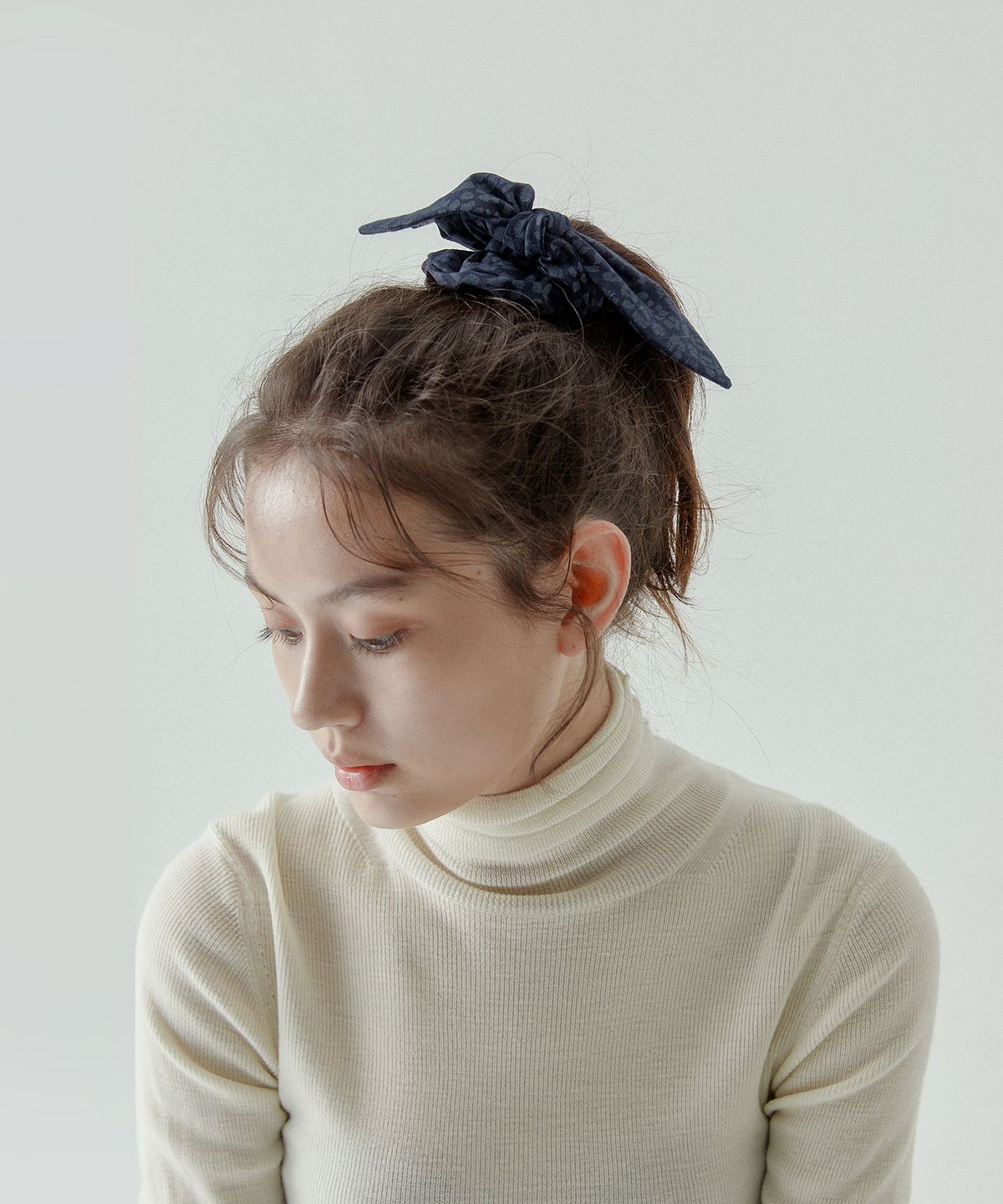 썸띵굿(SOMETHING GOOD) Leopard Tie Bow Scrunchy