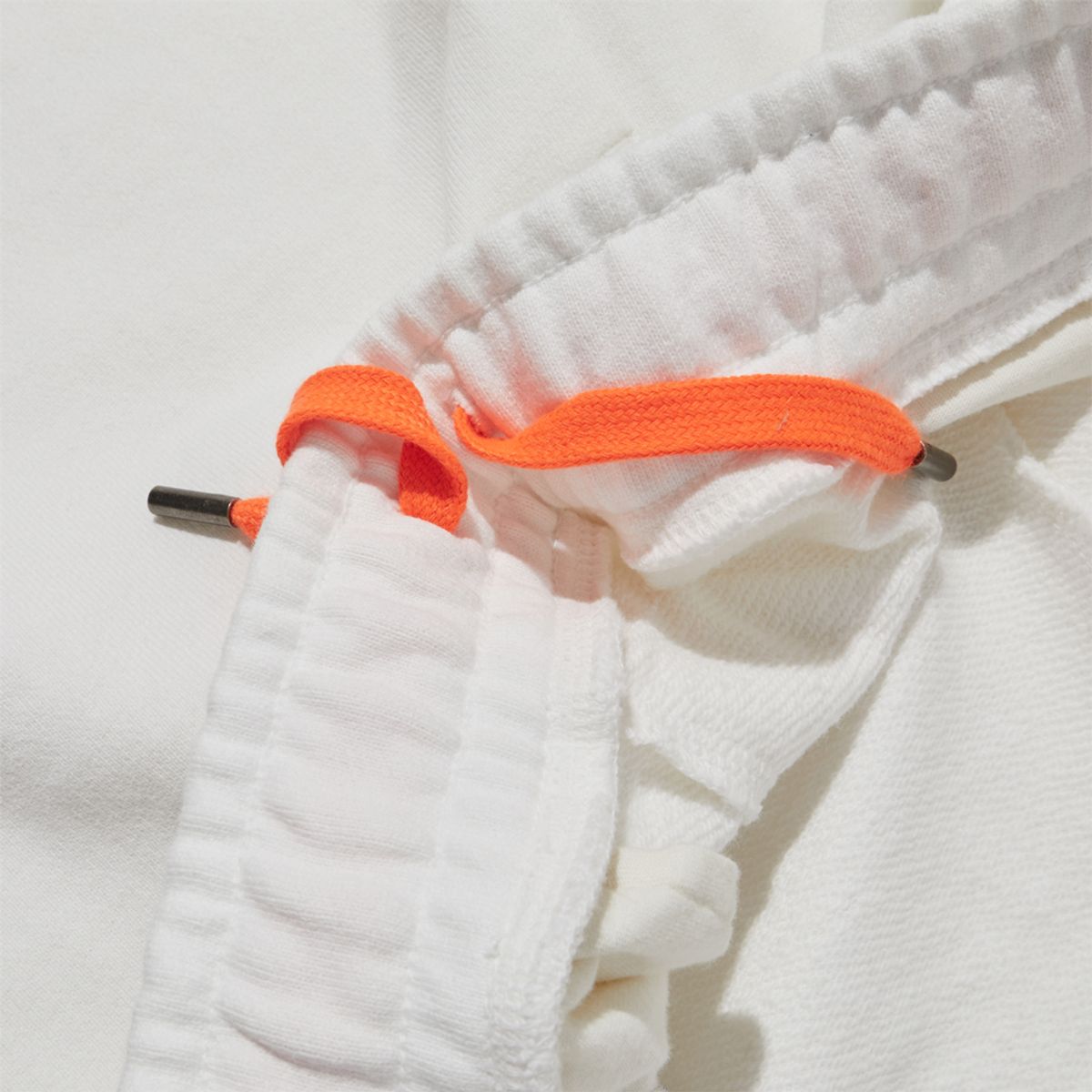브라이언베리(BRIAN BERRY) ARC OUT POCKET SWEAT PANTS_WHITE