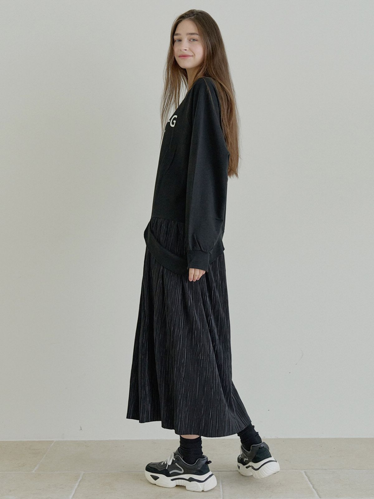 아방(AVANT-G) Logo MTM Pleated Mix Dress - BLACK