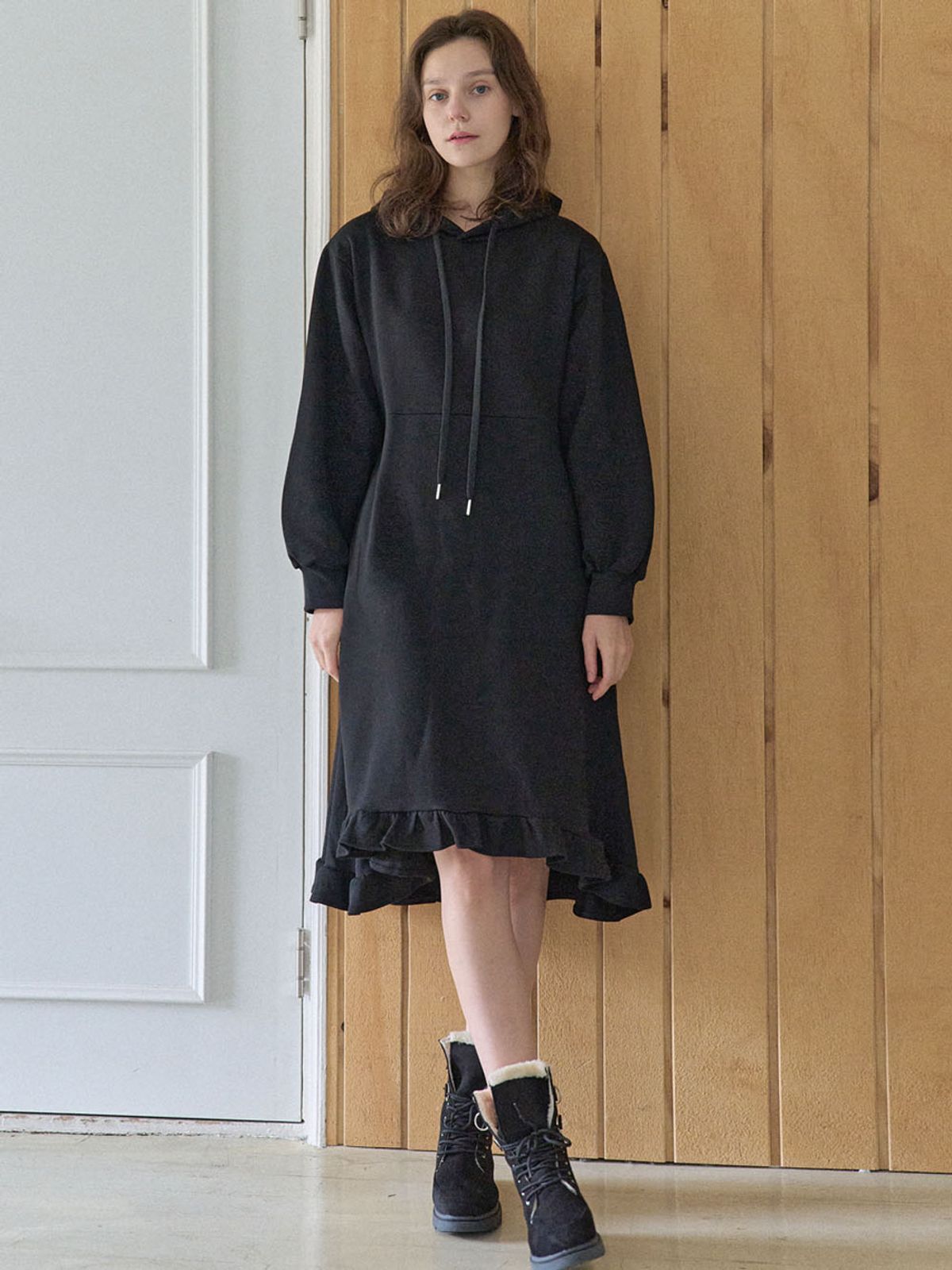 아방(AVANT-G) HOODED FRILL LONG DRESS - BLACK