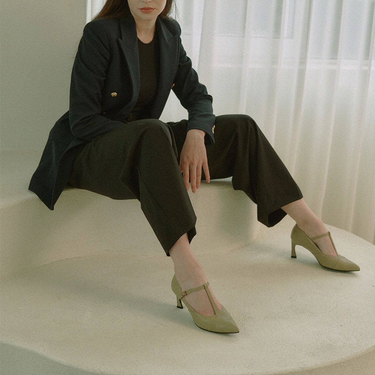 케리제이드(KERRIJADE) T-Strap Pumps_KhakiBeige