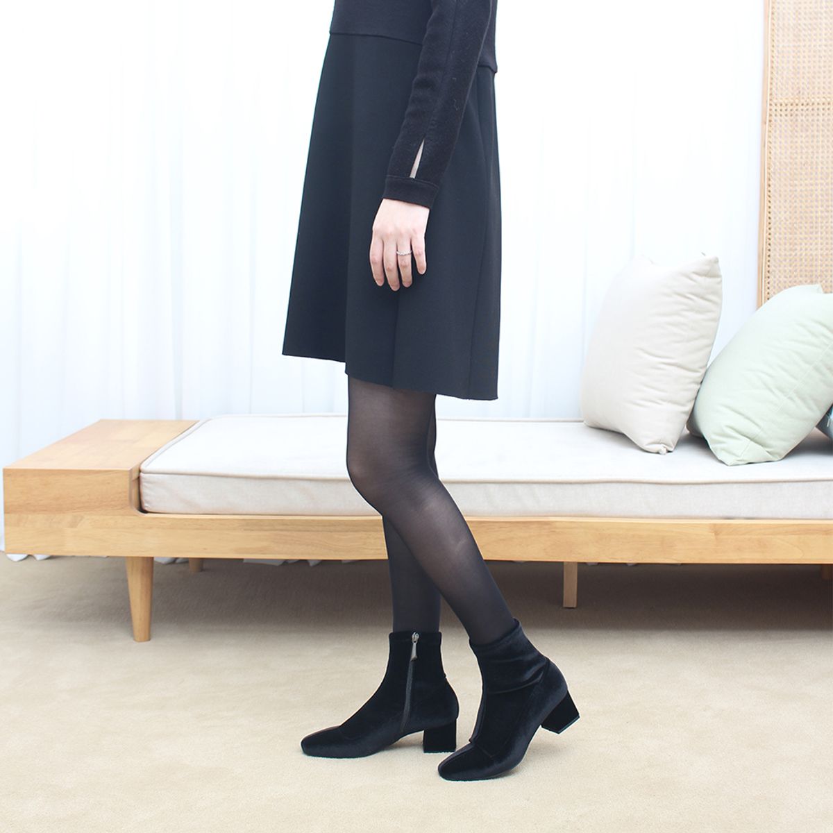 케리제이드(KERRIJADE) Velvet  Span Socks Boots_Black