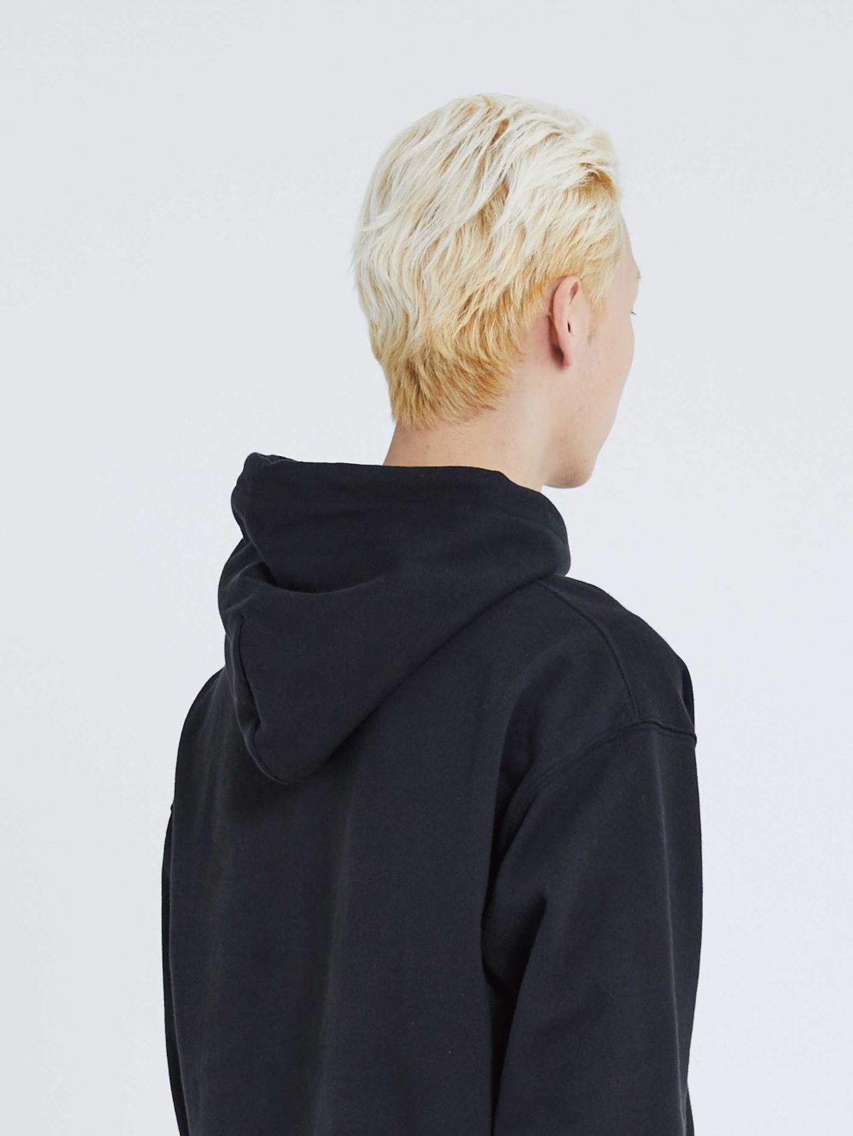 201브리드(201BREED) Cure Logo Hoodie(Black)