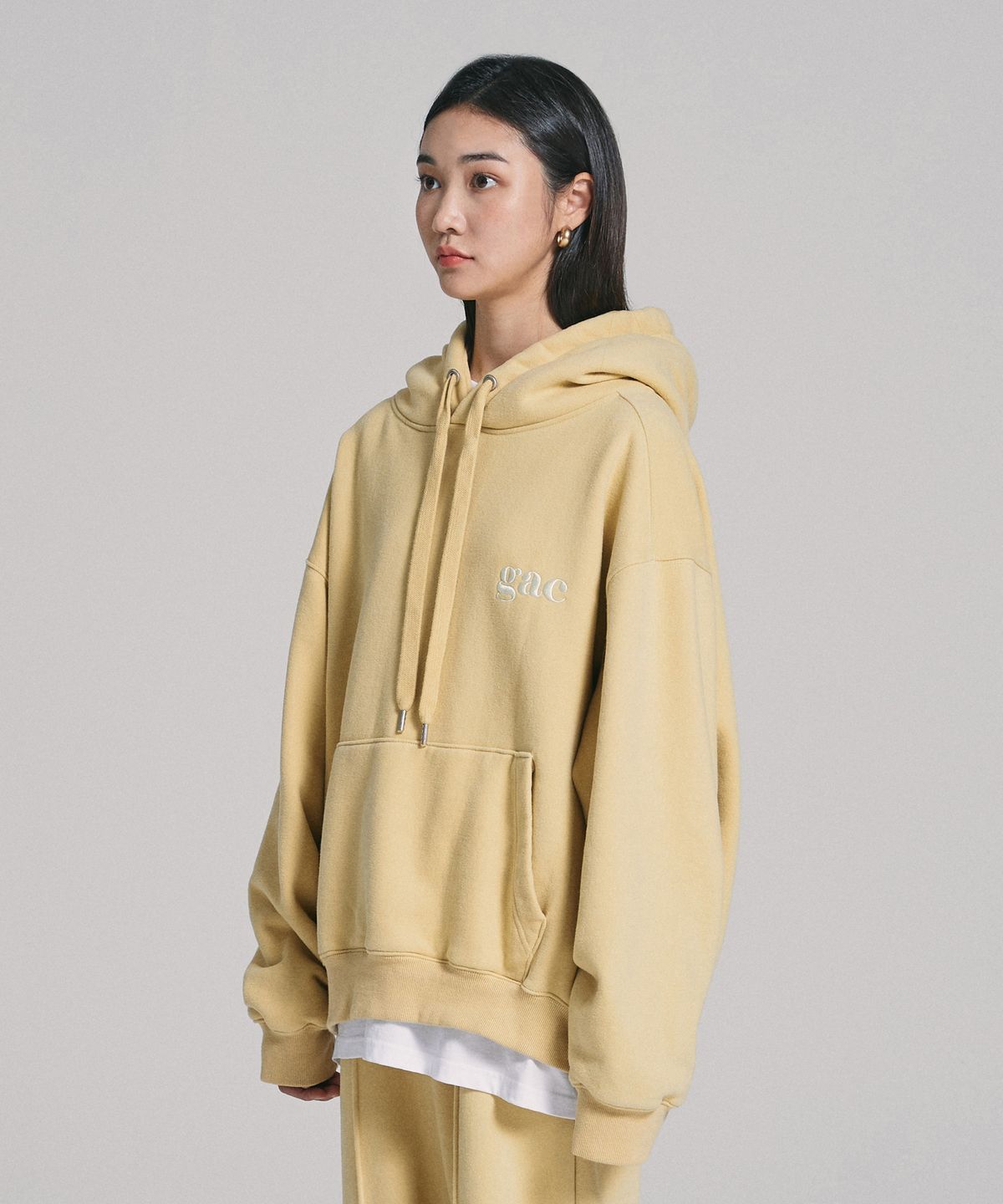 객(GAC) GAC LOGO HOODIE yellow (기모)
