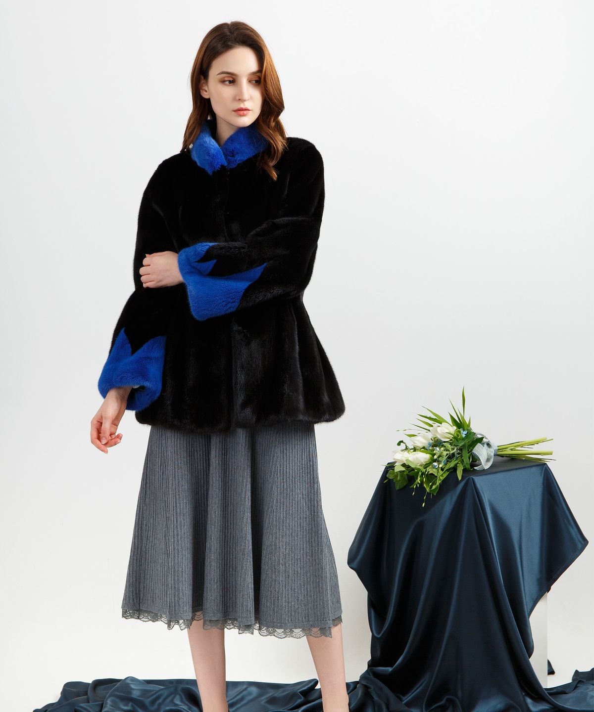발로레나인(VALORE.9) 스크레치 하프 코트_SCRATCH HALF COAT