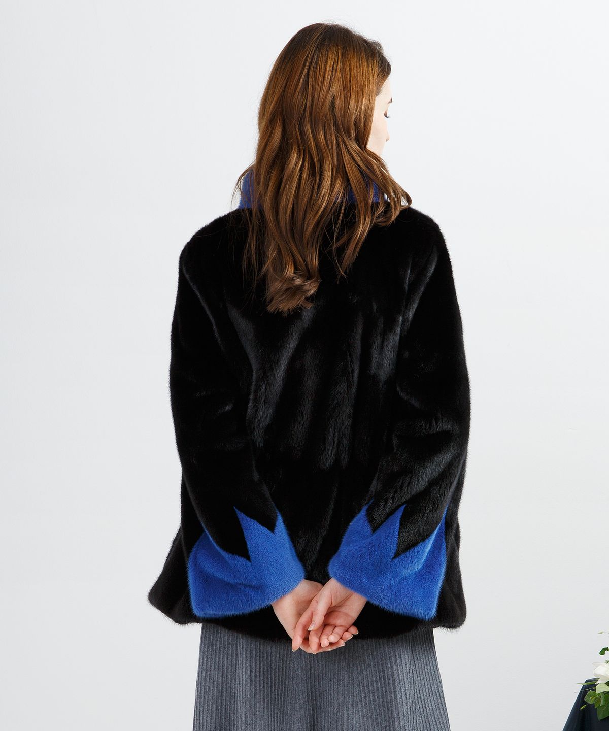 발로레나인(VALORE.9) 스크레치 하프 코트_SCRATCH HALF COAT