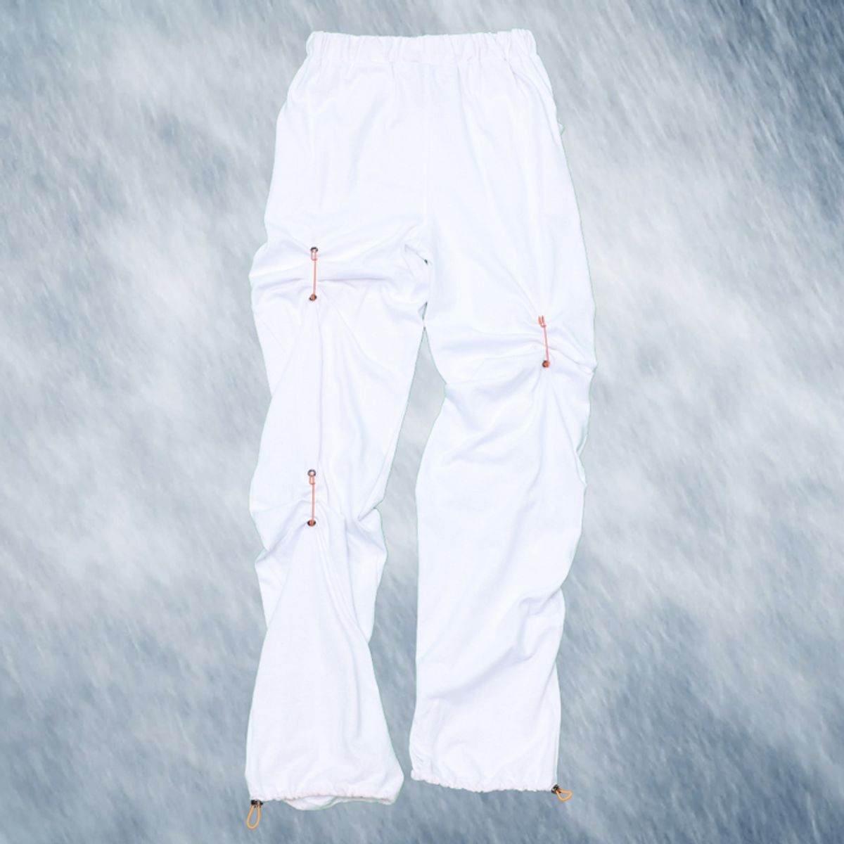 우빙(WOOVING) CREASE PIN PANTS (WHITE)