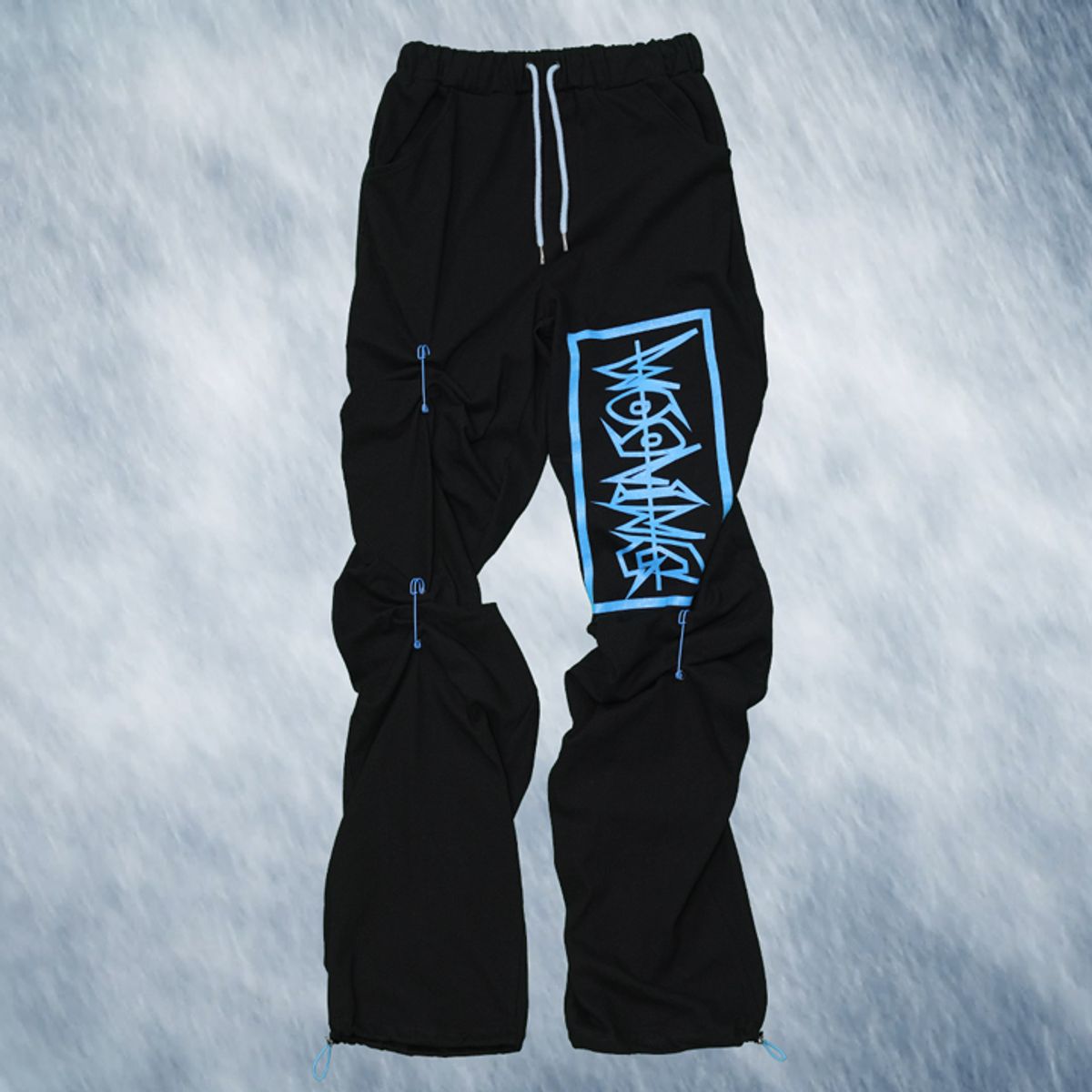 우빙(WOOVING) CREASE PIN PANTS (BLACK)