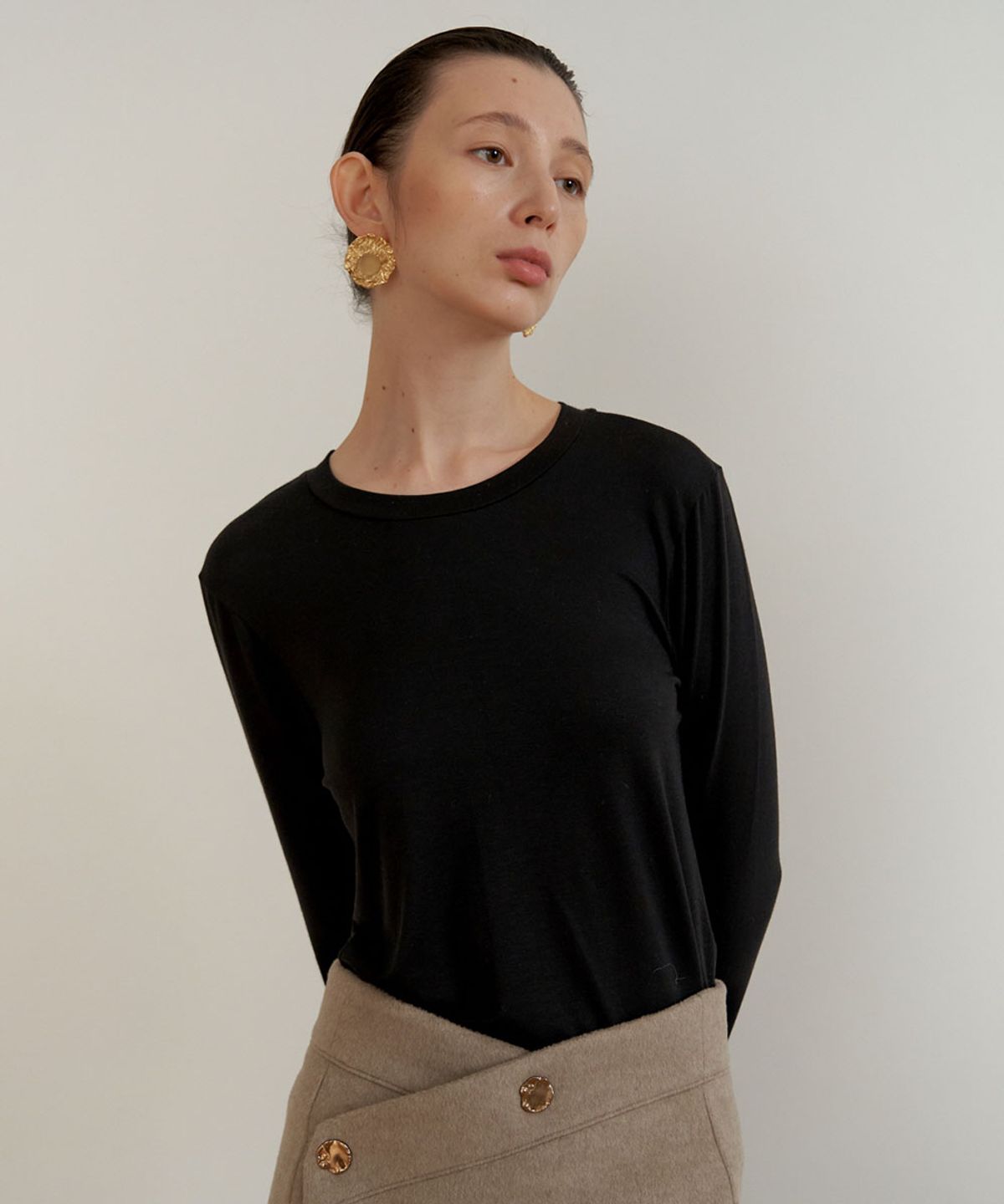 에리아(ERIA) basic slim top (black)