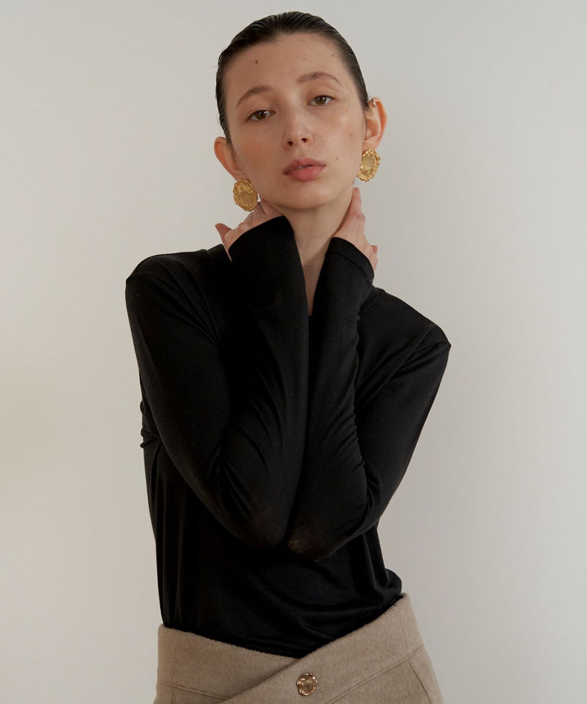 에리아(ERIA) basic slim top (black)