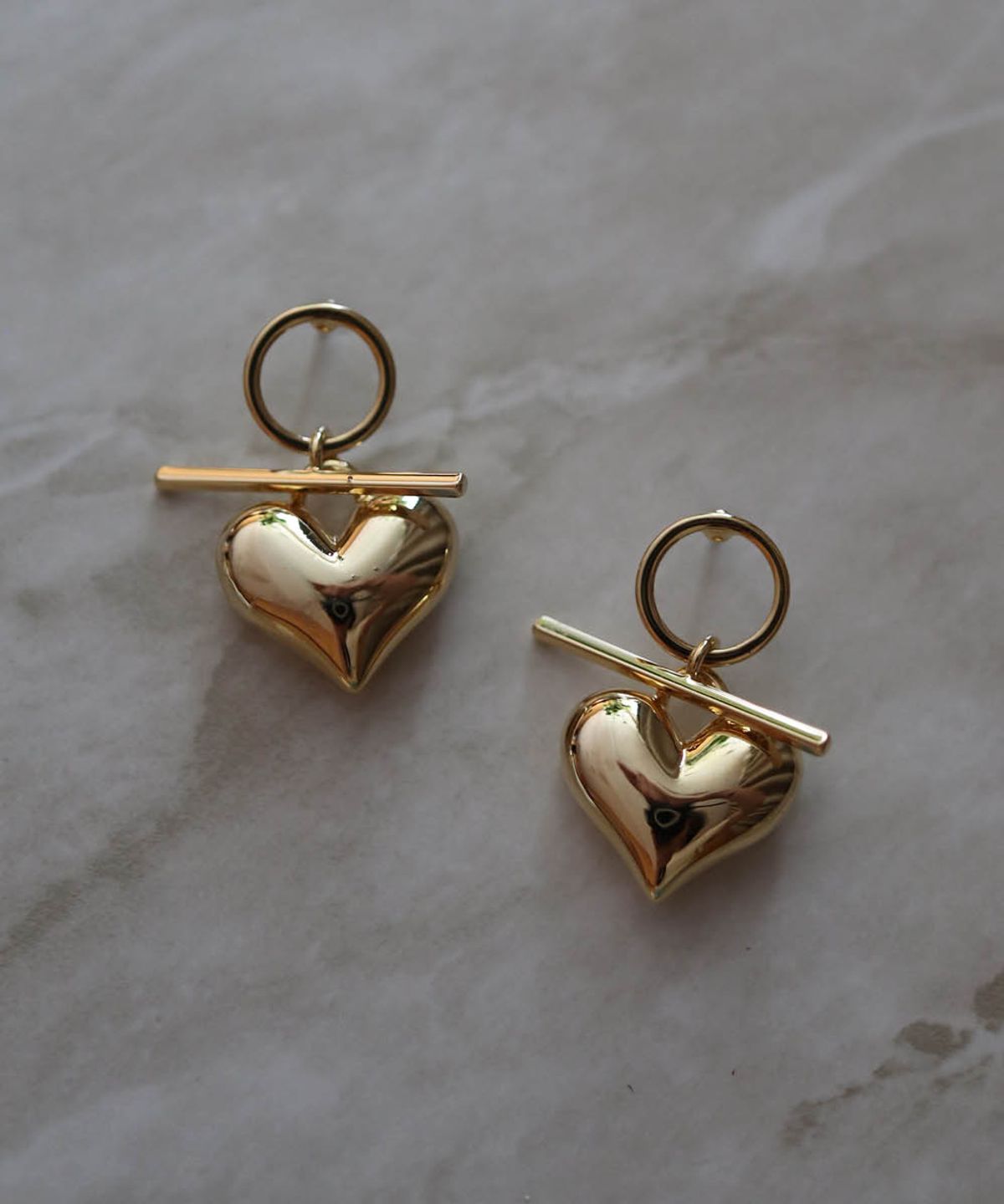 엘리오나(ELYONA) #44 Heart Knot Earrings