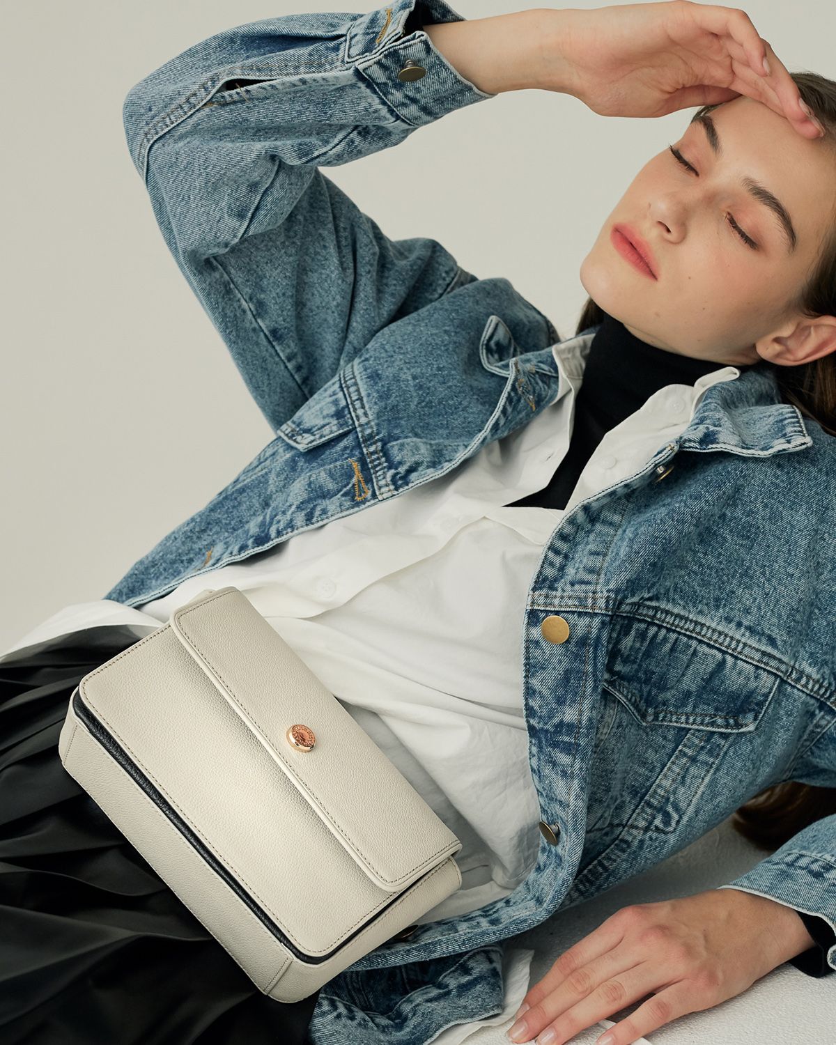 케네스영(KENNETH YOUNG) Mimi bag _ Black/ivory combi