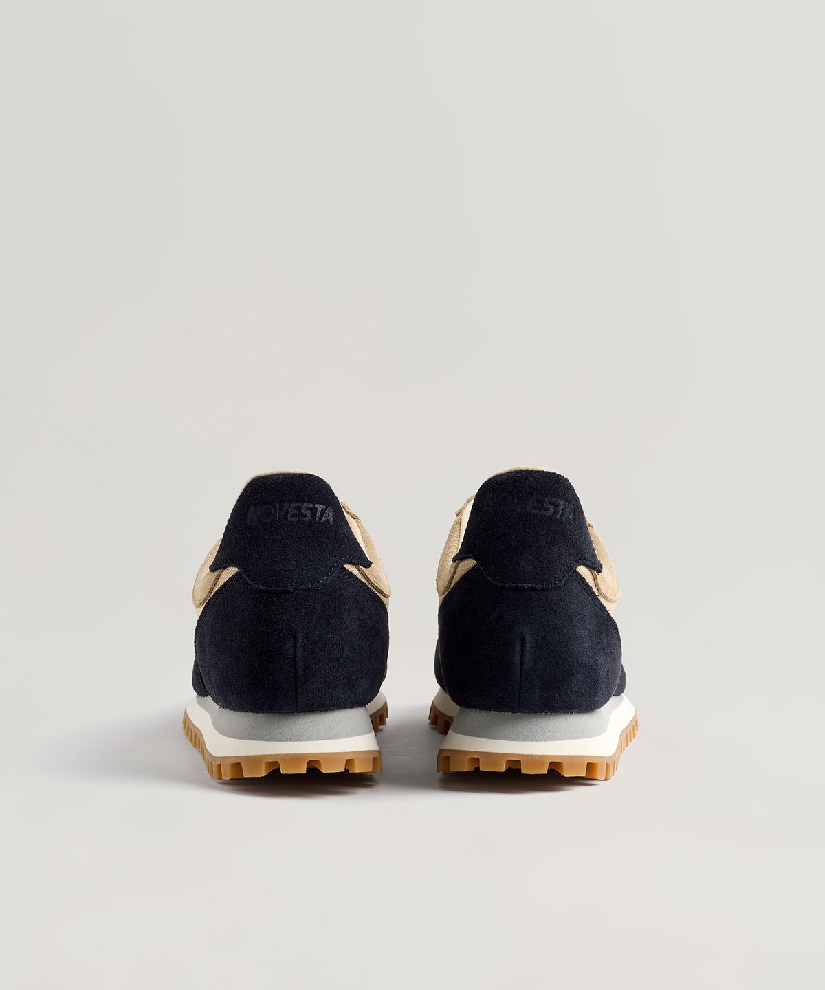 노베스타(NOVESTA) 마라톤 트레일 Beige/Navy