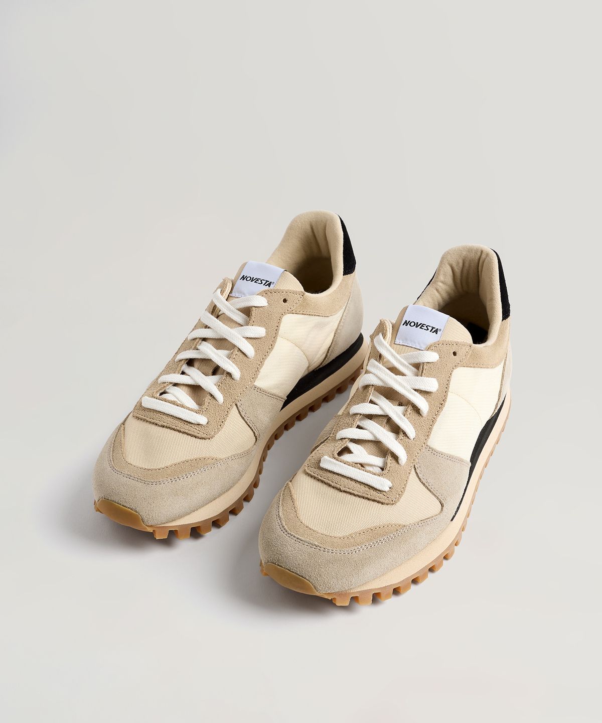 노베스타(NOVESTA) 마라톤 트레일 Beige
