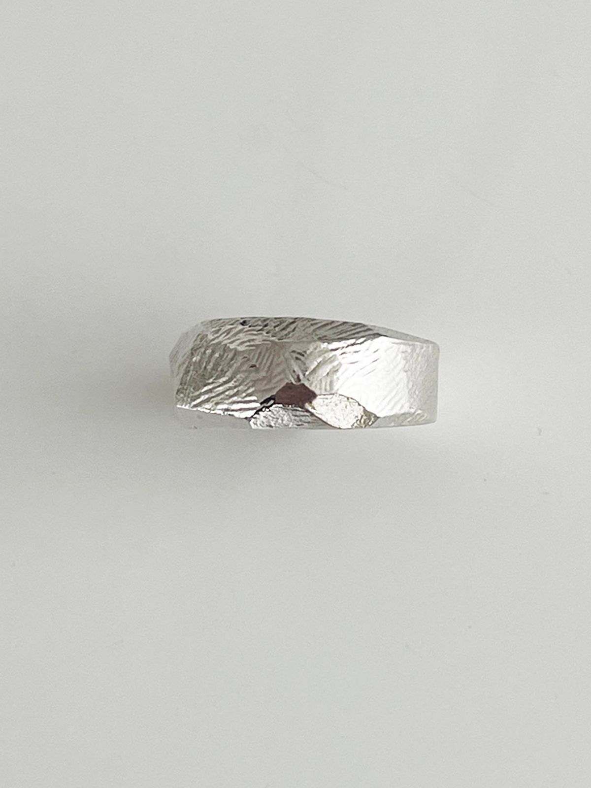 엘리오나(ELYONA) Traditional Silver Ring - Daughter version