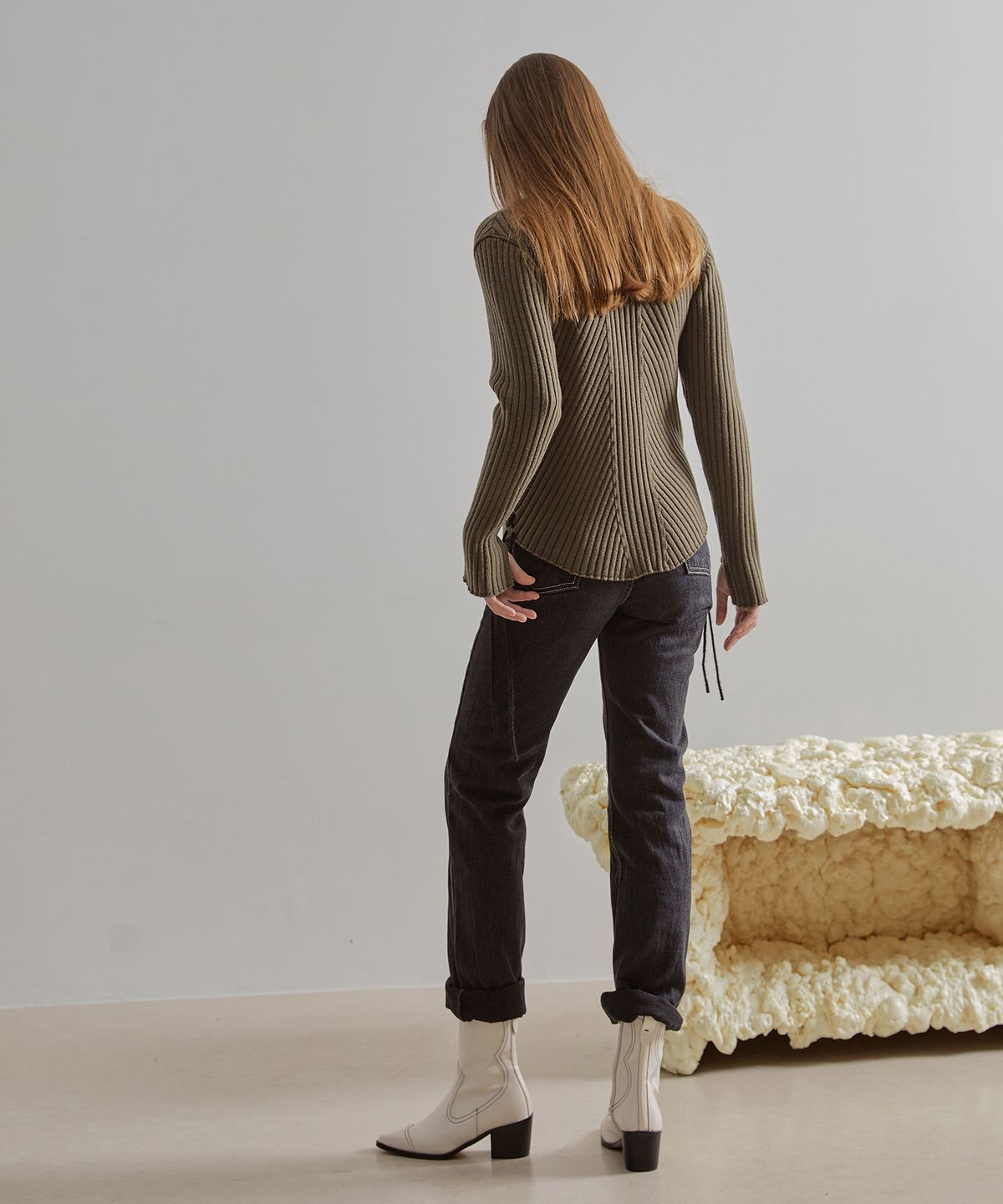 에트몽(ETMON) Slit Sleeve Side Strap Knit Top  Khaki