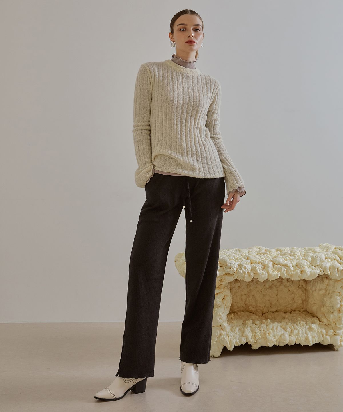 에트몽(ETMON) Scallop See-Through Knit Top  Cream