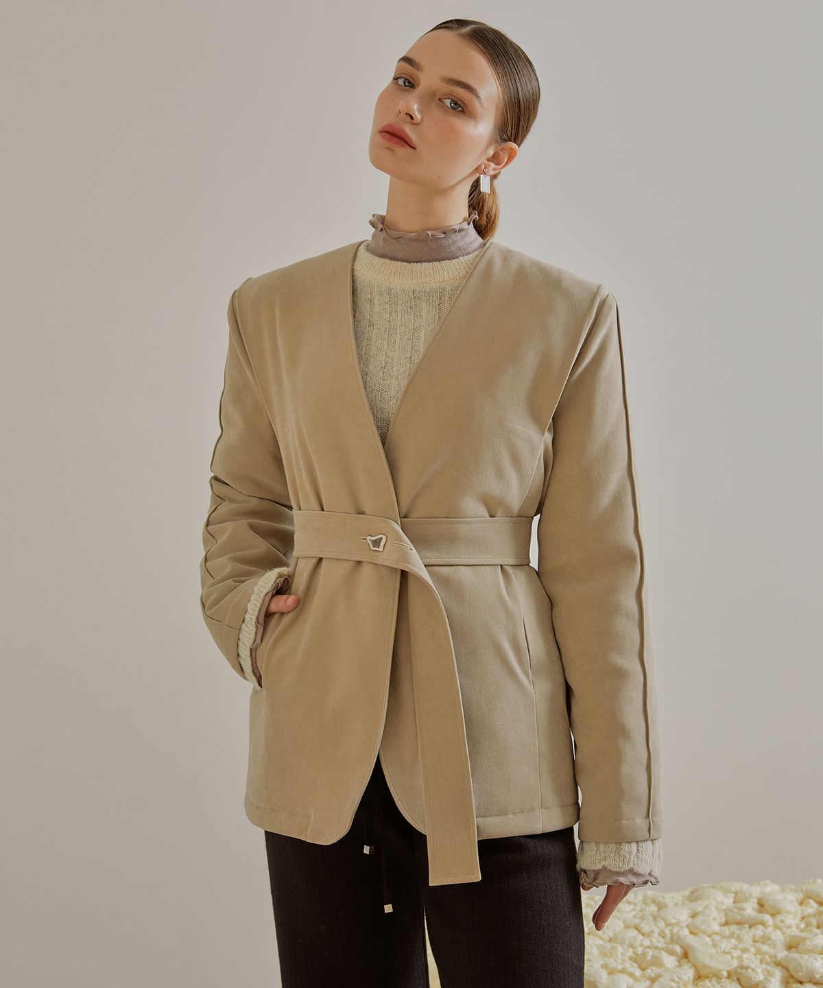 에트몽(ETMON) Scallop See-Through Knit Top  Cream